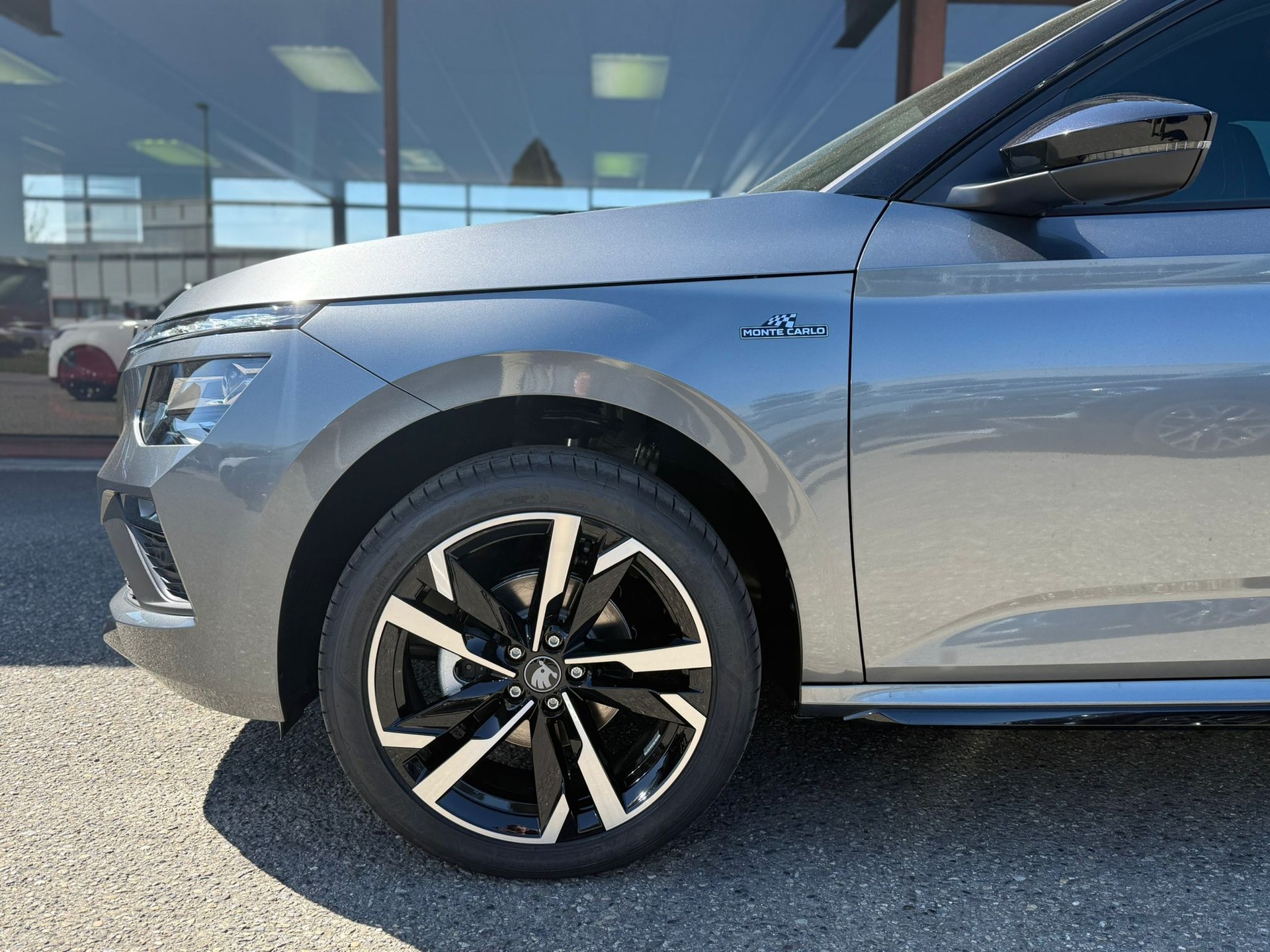 SKODA Kamiq 1.5 TSI Monte Carlo DSG-image-5