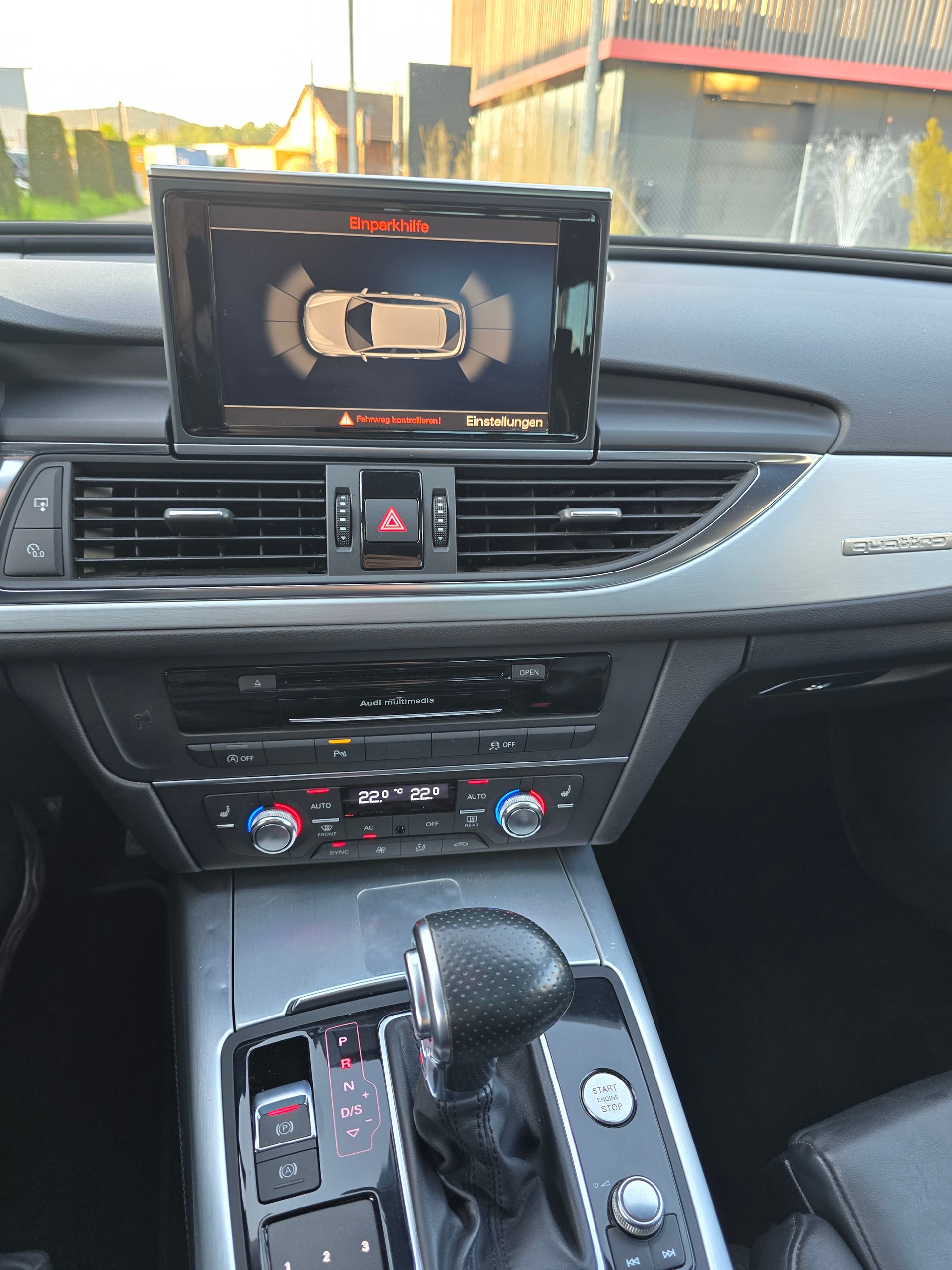 AUDI A6 Avant 3.0 TFSI V6 quattro S-tronic-image-12