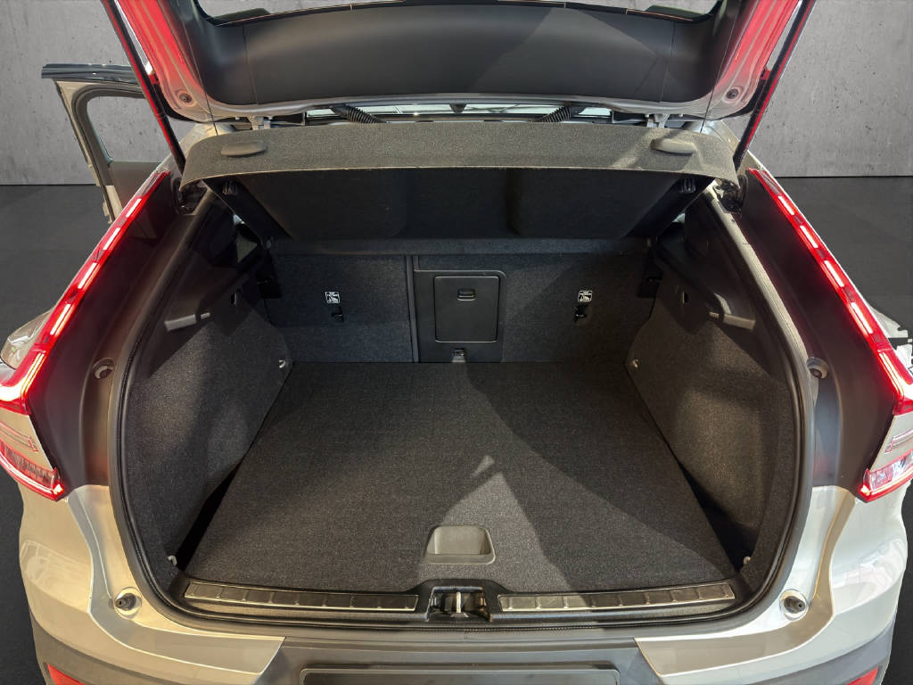VOLVO C40 Recharge P6 Pure Electric Core-image-13