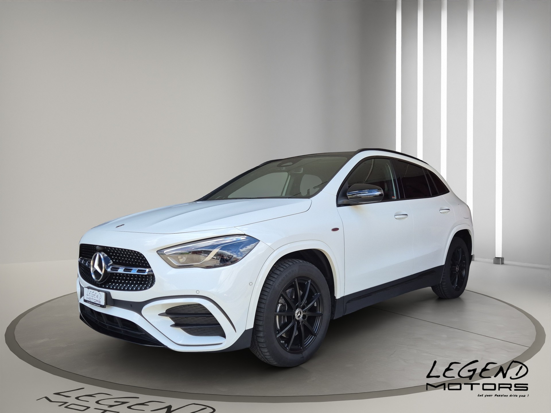 MERCEDES-BENZ GLA 250 e EQ Star 8G-DCT LEASING à partir de CHF 499.-/mois-showroom-element-2
