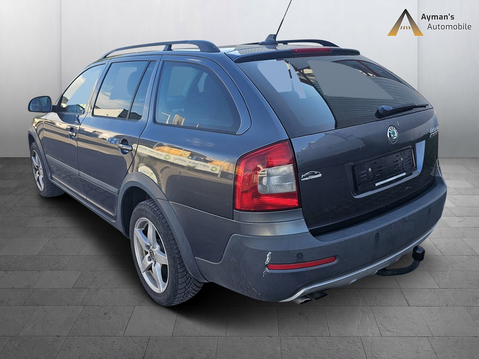 SKODA Octavia Combi 1.8 TSI Scout 4x4-image-4