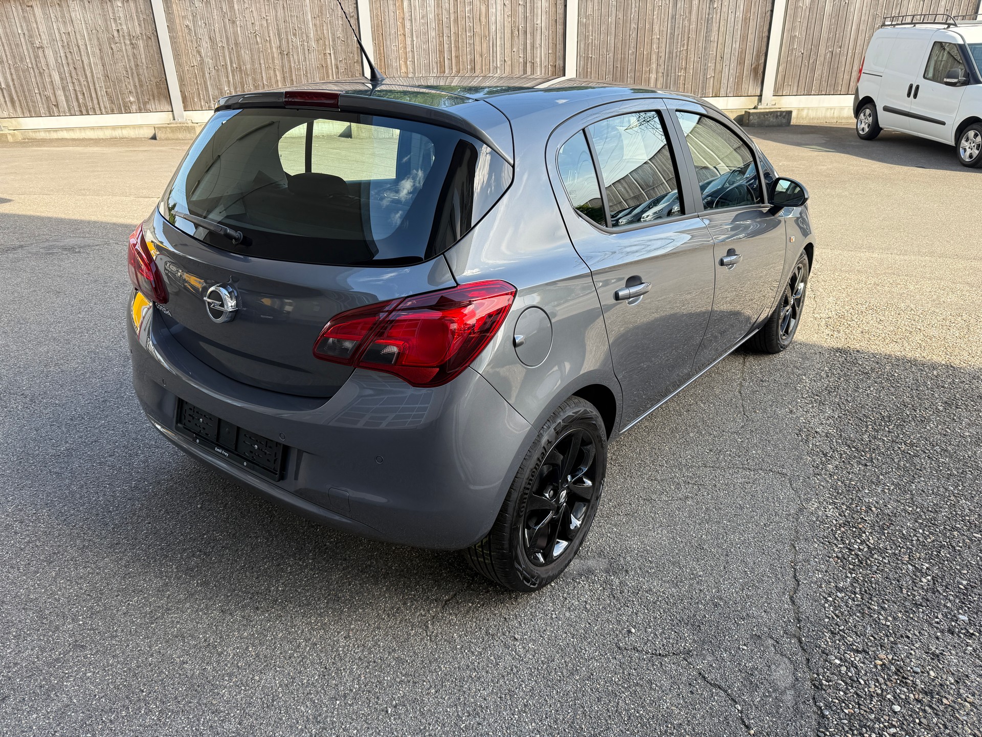 OPEL Corsa 1.4 TP Cosmo Automatic-image-11