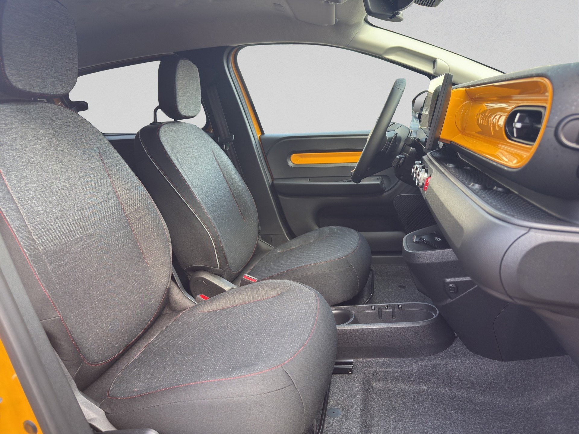RENAULT Twingo E-Tech 27kWh Techno-image-16