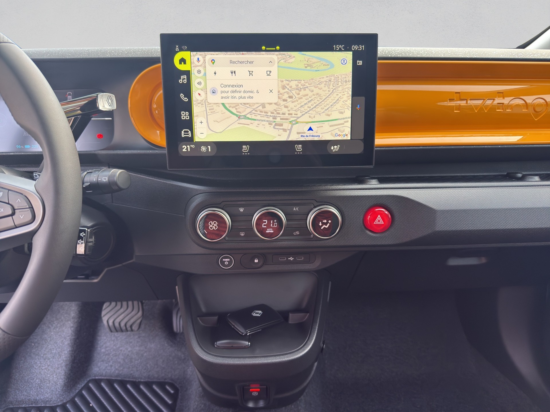RENAULT Twingo E-Tech 27kWh Techno-image-12