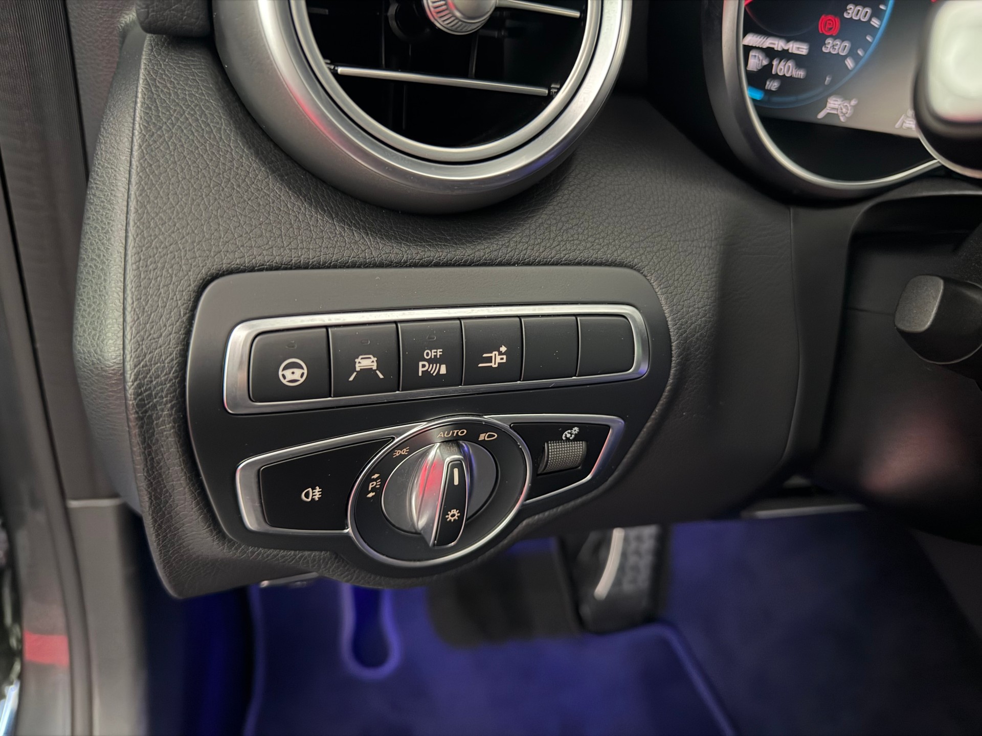 MERCEDES-BENZ C 63 S AMG-image-14