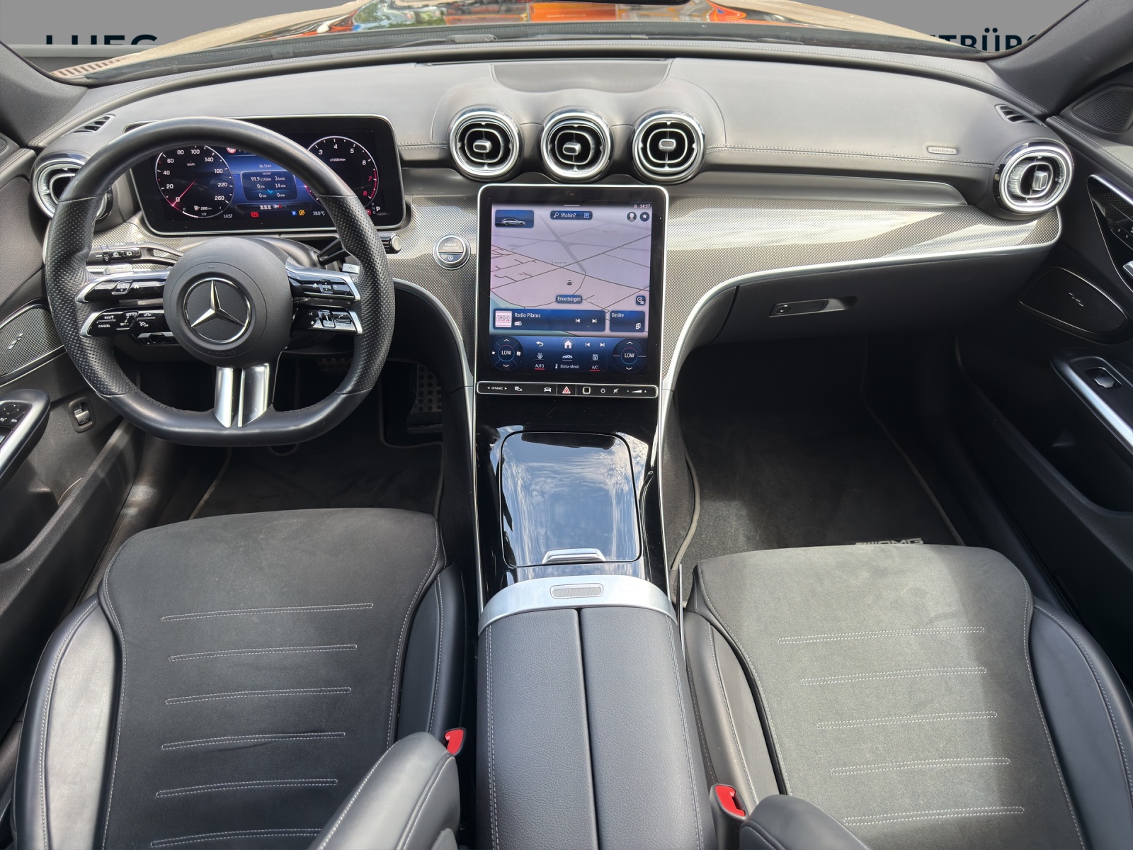 MERCEDES-BENZ C 200 T AMG Line-image-9