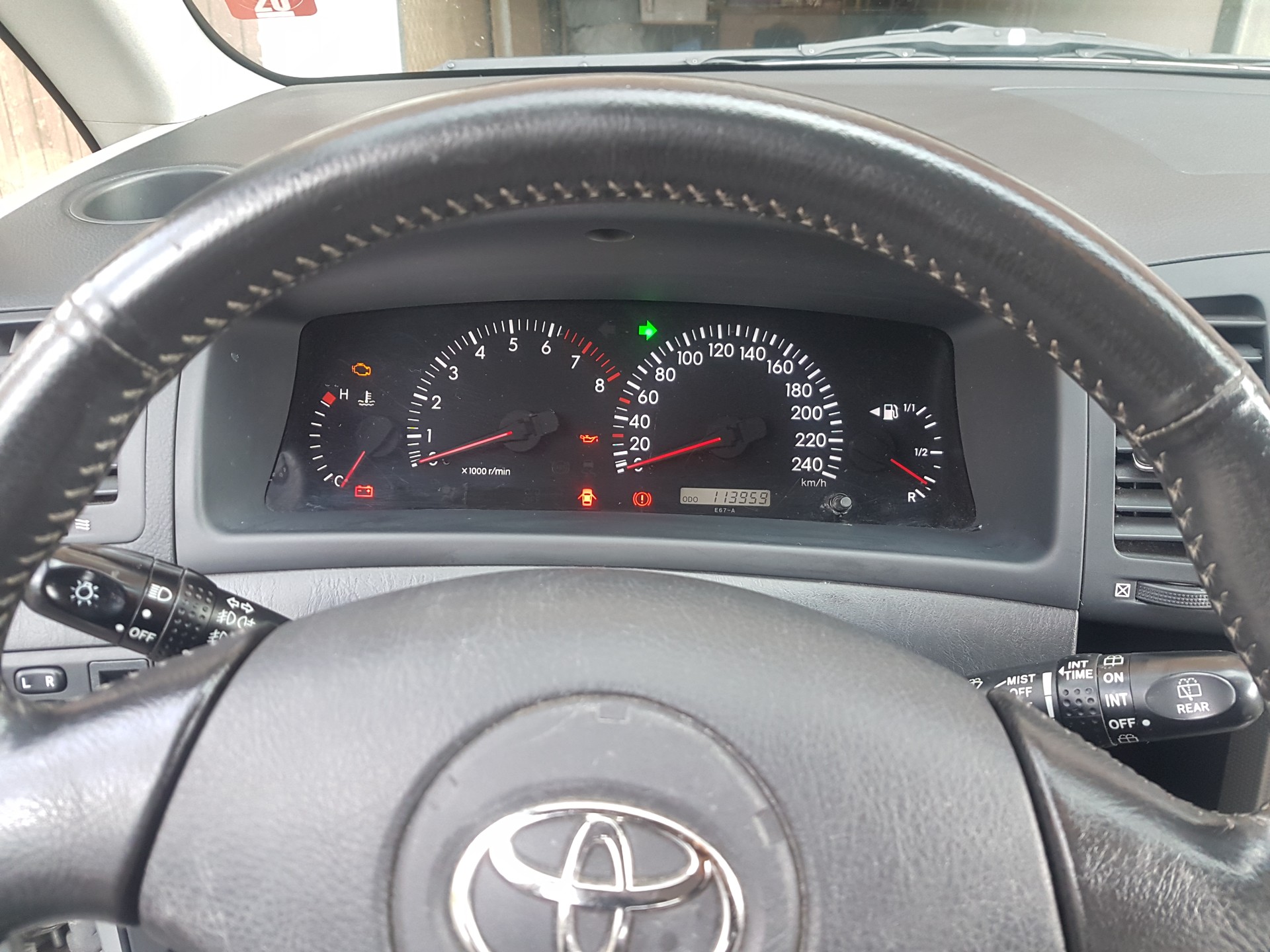 TOYOTA 1.8 VVT-i Linea Sol Family-image-5