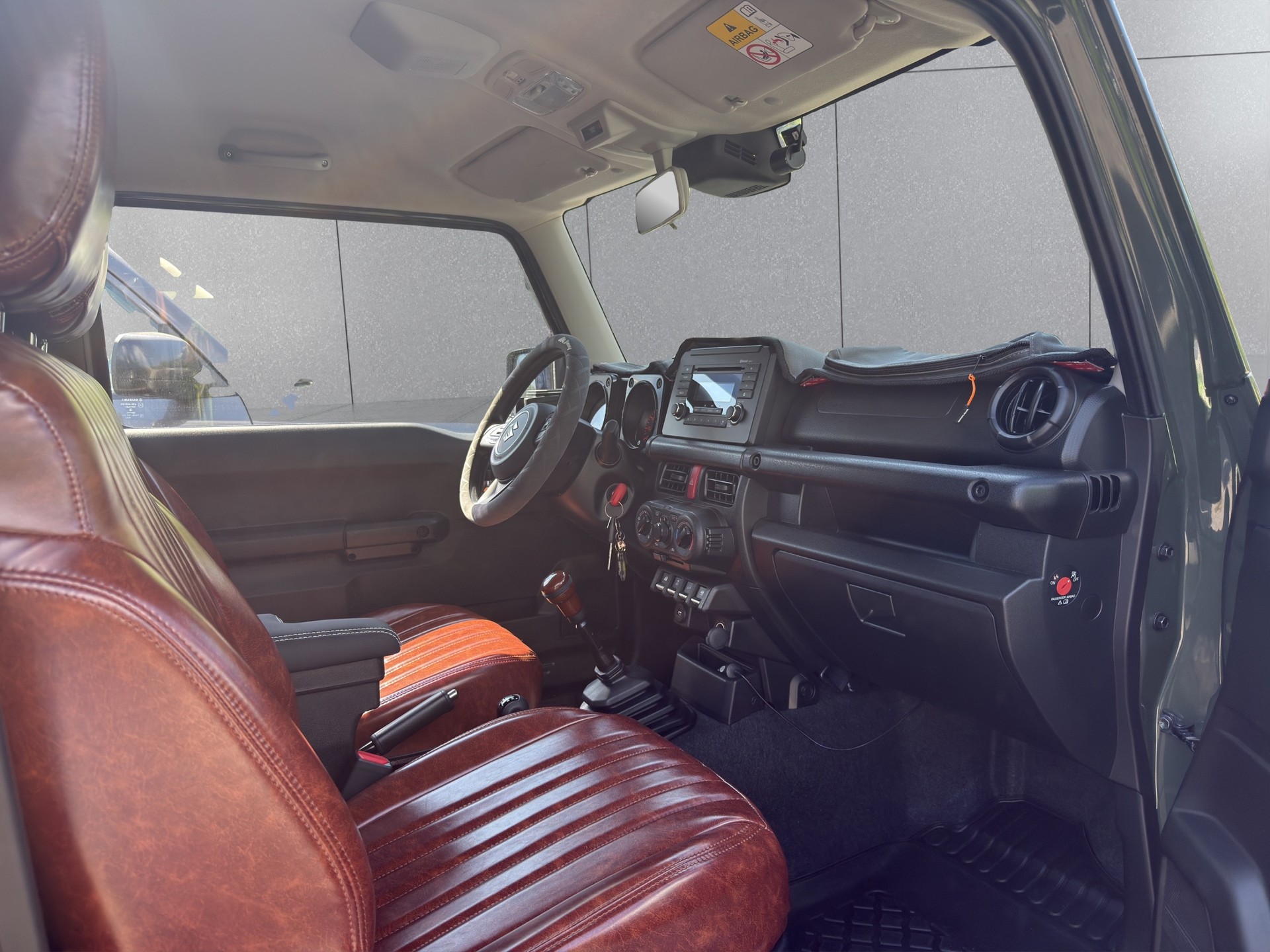 SUZUKI Jimny 1.5 Compact+ 4x4-image-11