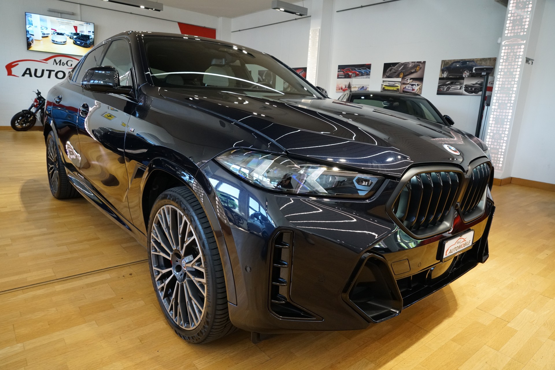BMW X6 xDrive 48V 40i M Sport Pro Steptronic-showroom-element-2