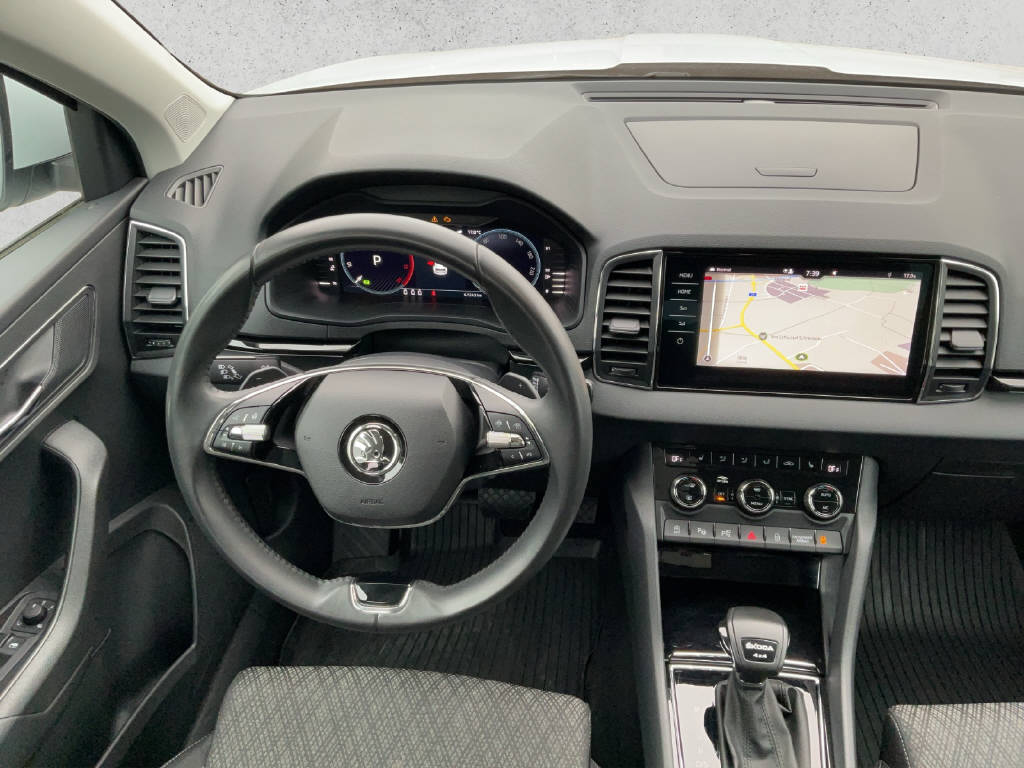 SKODA Karoq 2.0 TDI Style 4x4 DSG-image-10