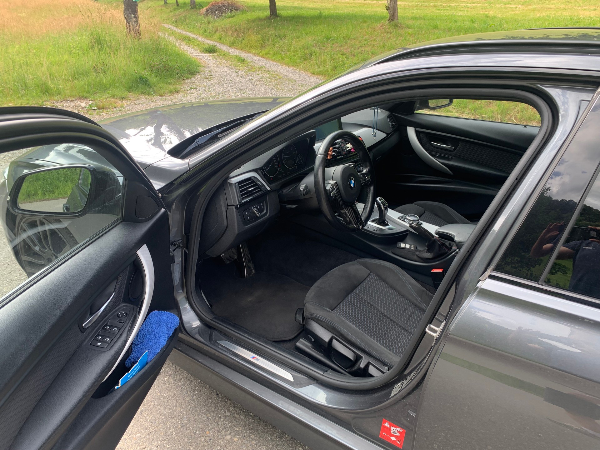 BMW 335d xDrive SAG-image-3