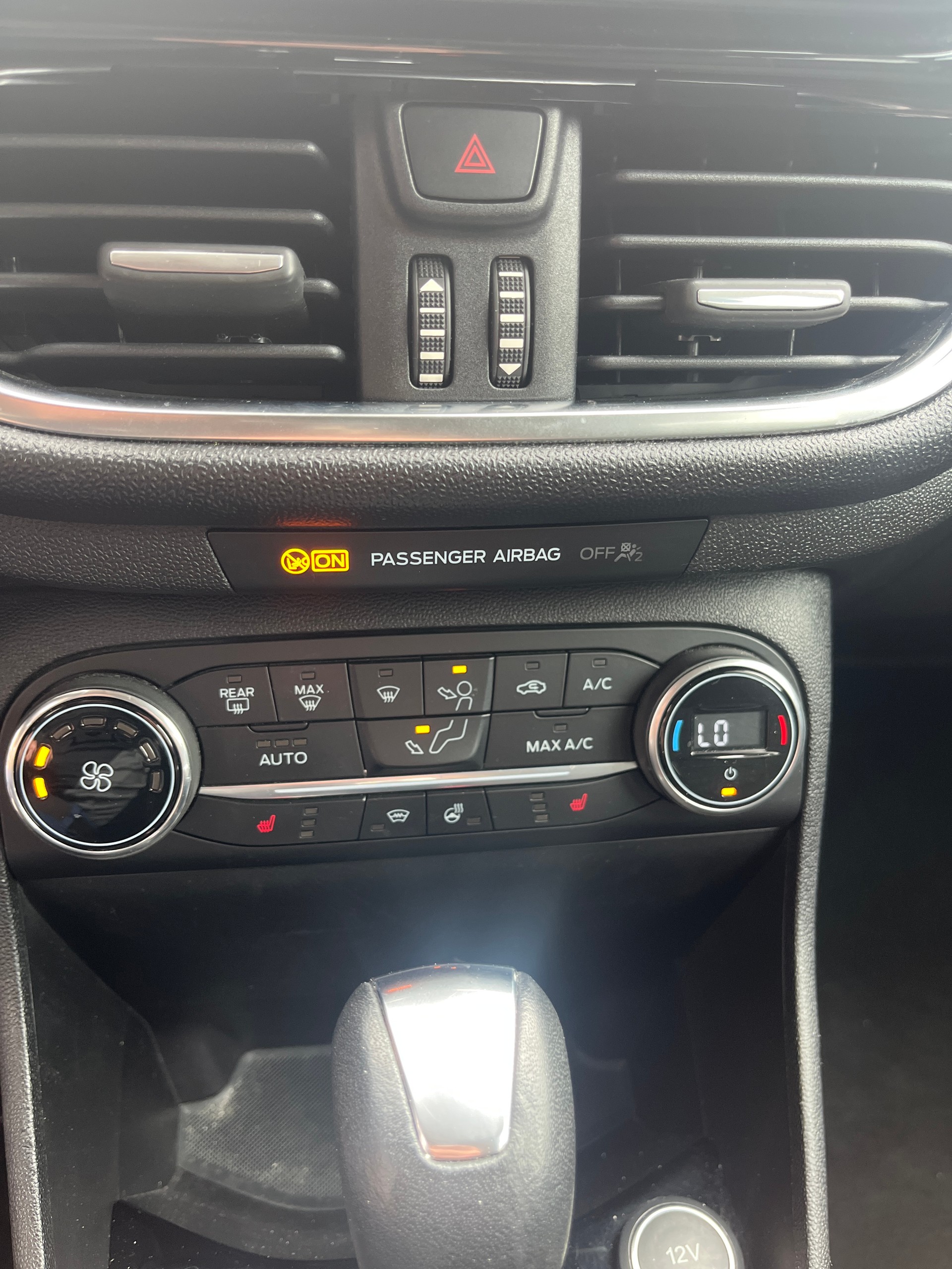 FORD Fiesta 1.0 SCTi Titanium Automat-image-10