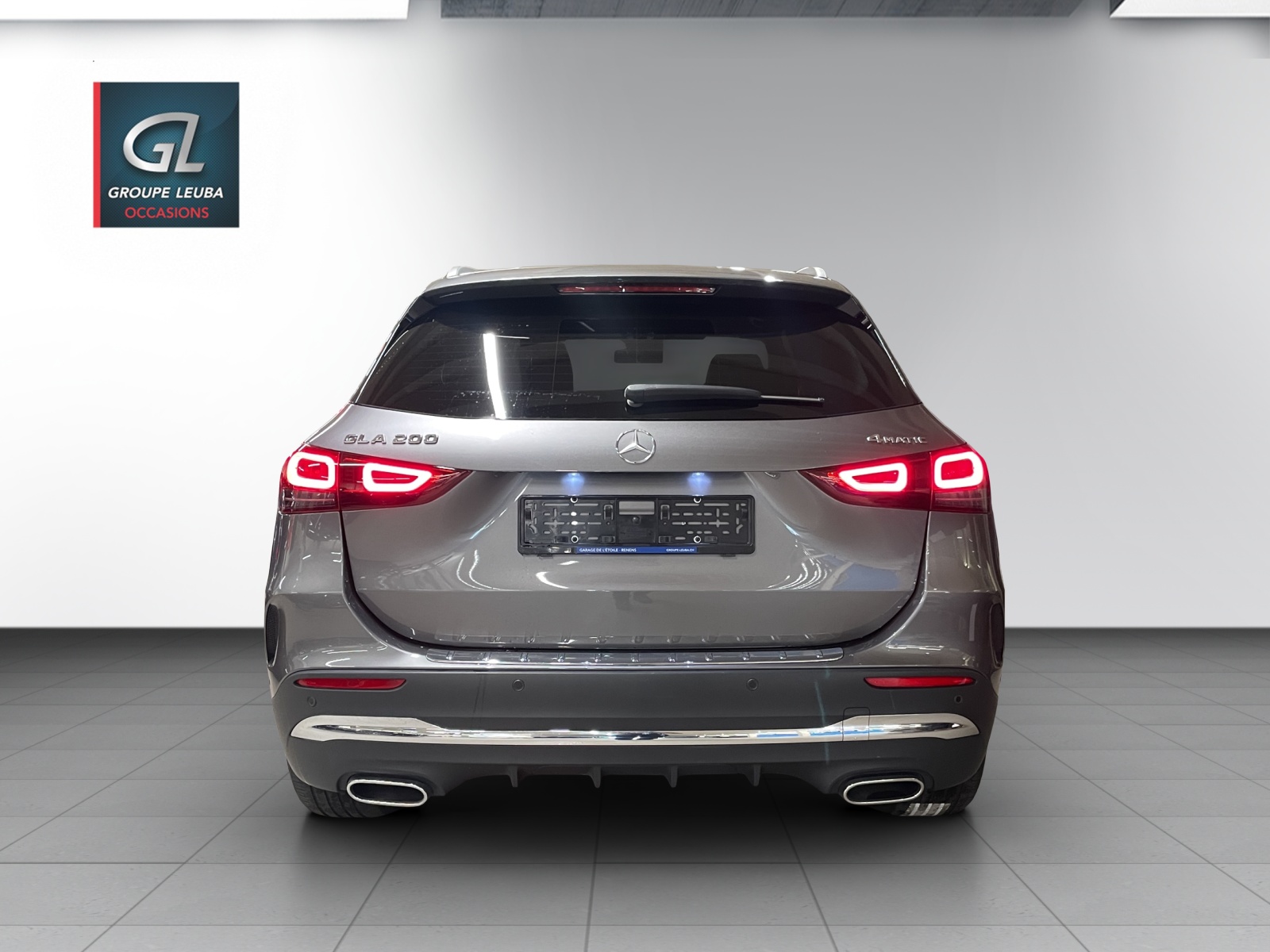 MERCEDES-BENZ GLA 200 4M AMG Line 8G-D-image-4