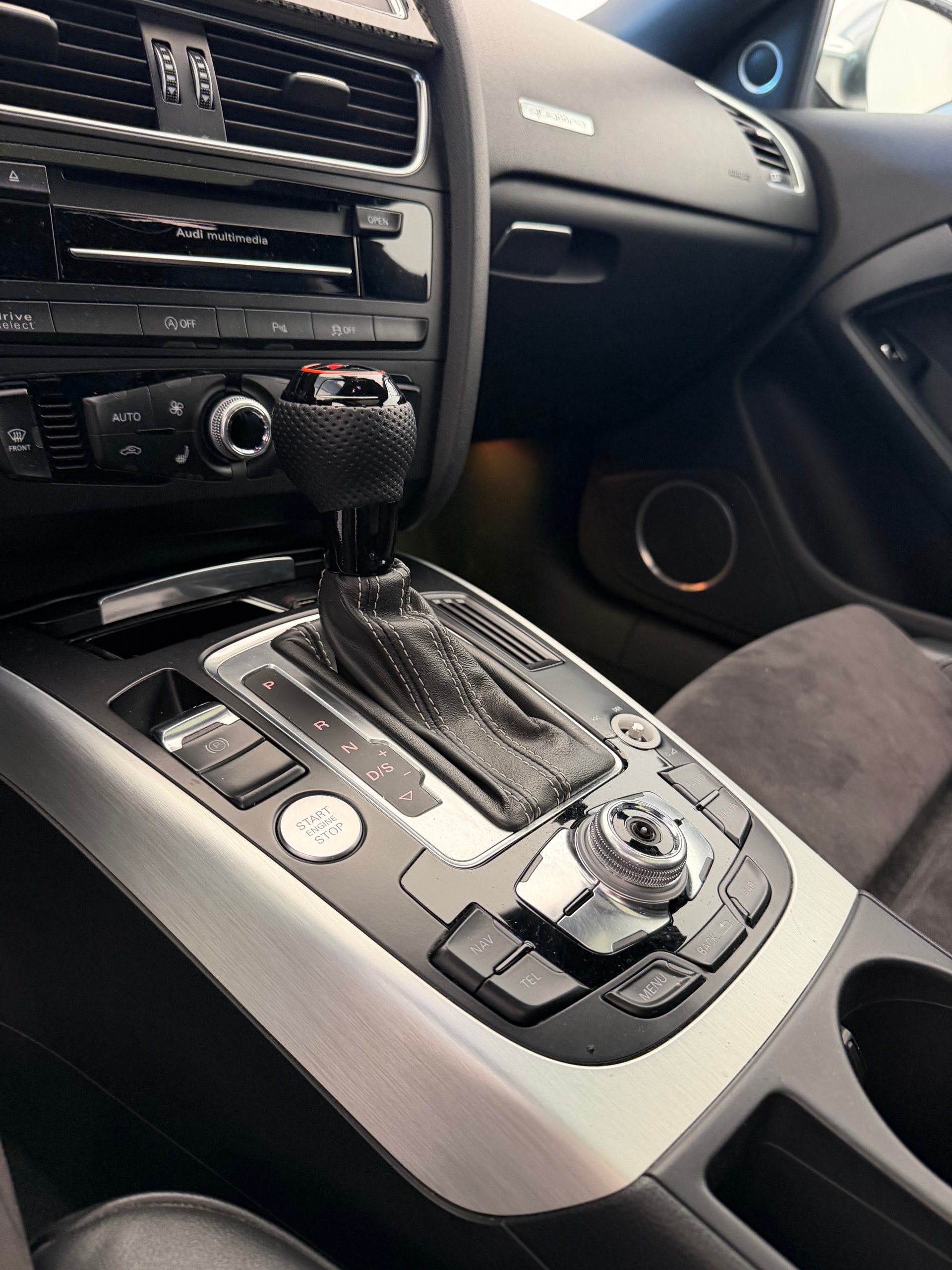 AUDI S5 Coupé 3.0 TFSI quattro S-tronic-image-15