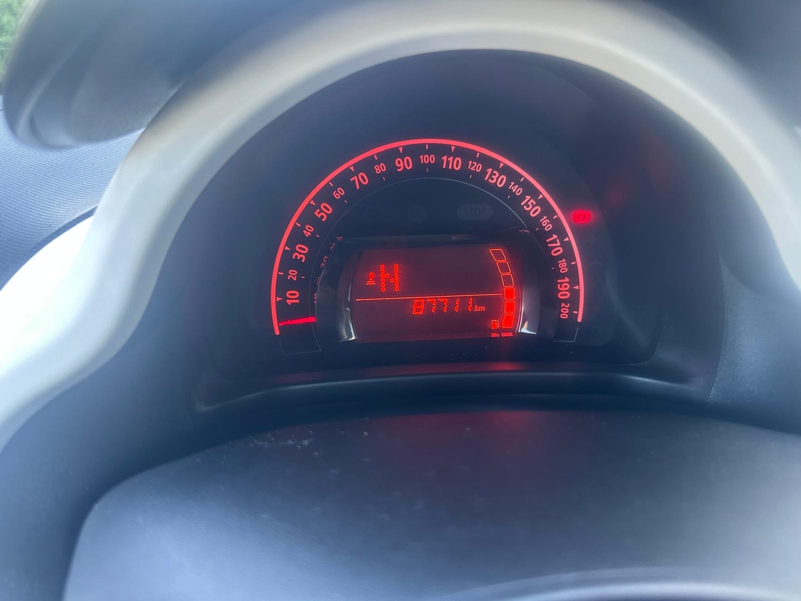 RENAULT Twingo 0.9 Zen EDC-image-11
