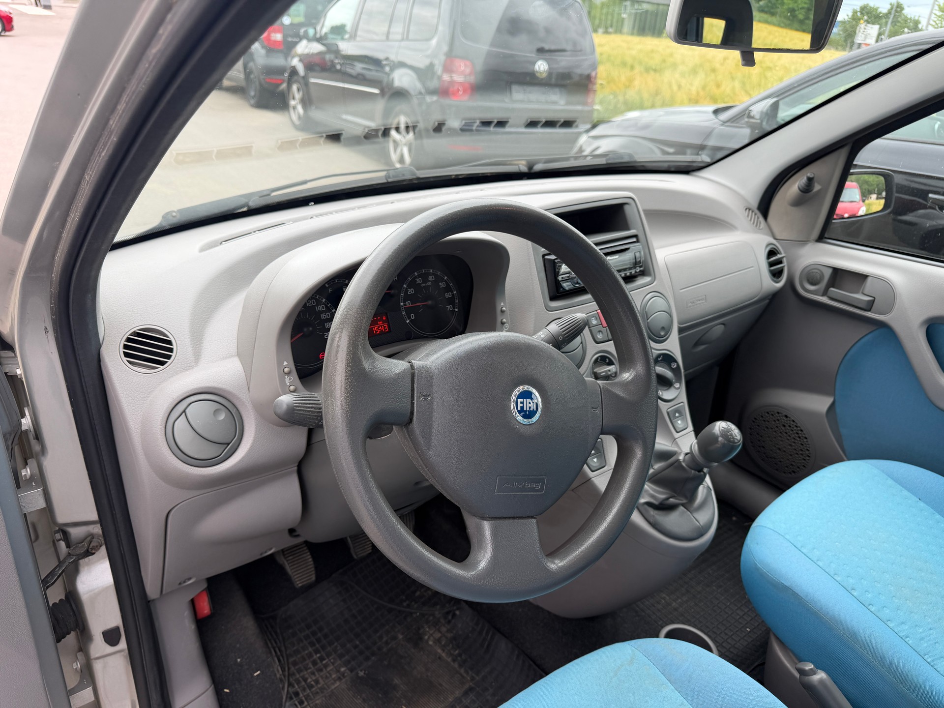 FIAT Panda 1.2 Emotion-image-9
