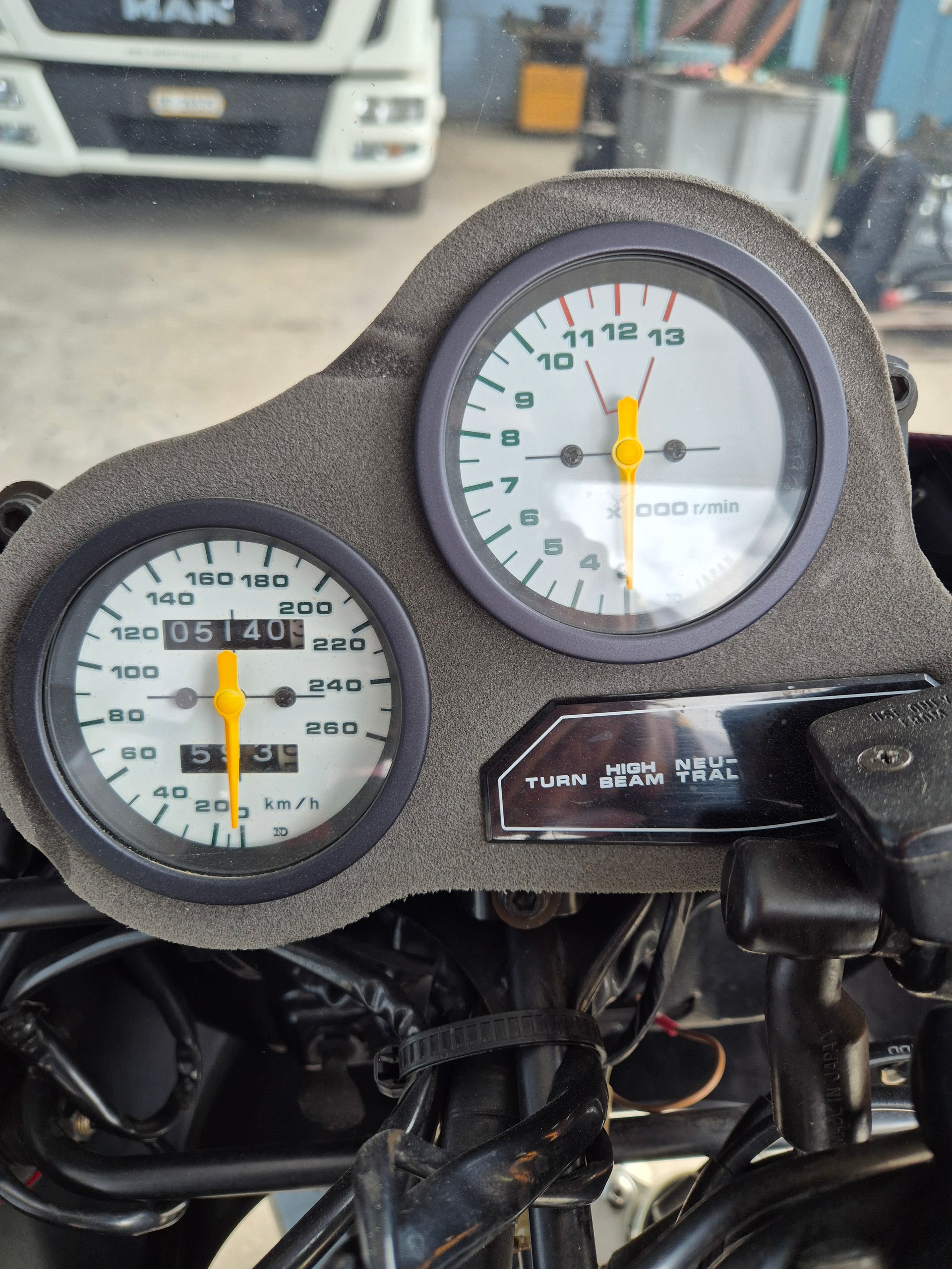 SUZUKI GSX-R 750 Nr.112300--image-3