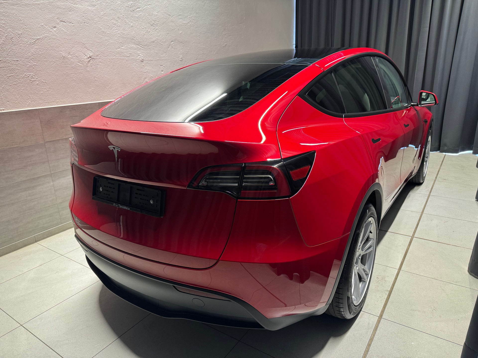 TESLA Model Y RWD(11)(M)-image-5