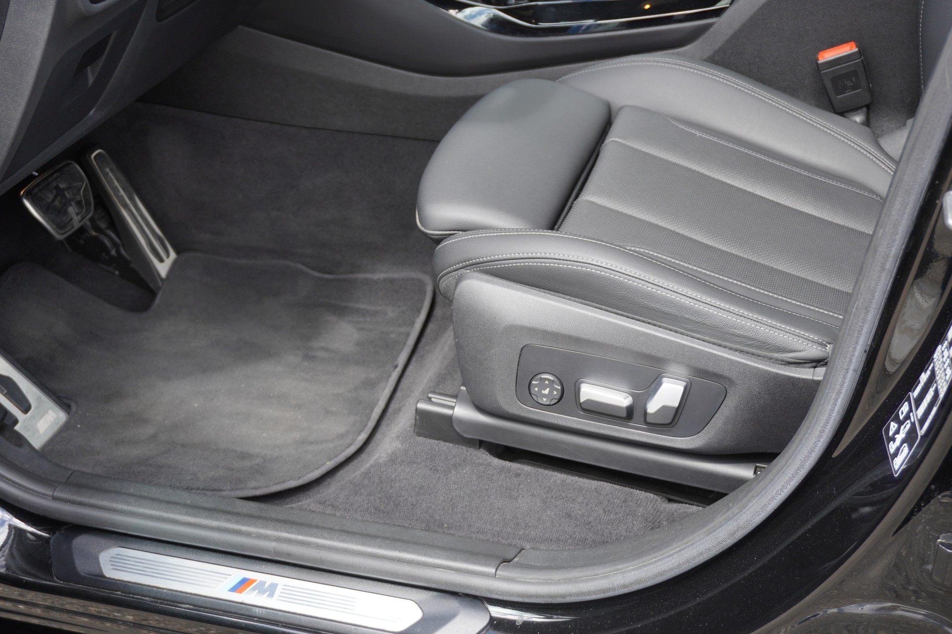 BMW X3 xDrive 48V 20d M Sport-image-20
