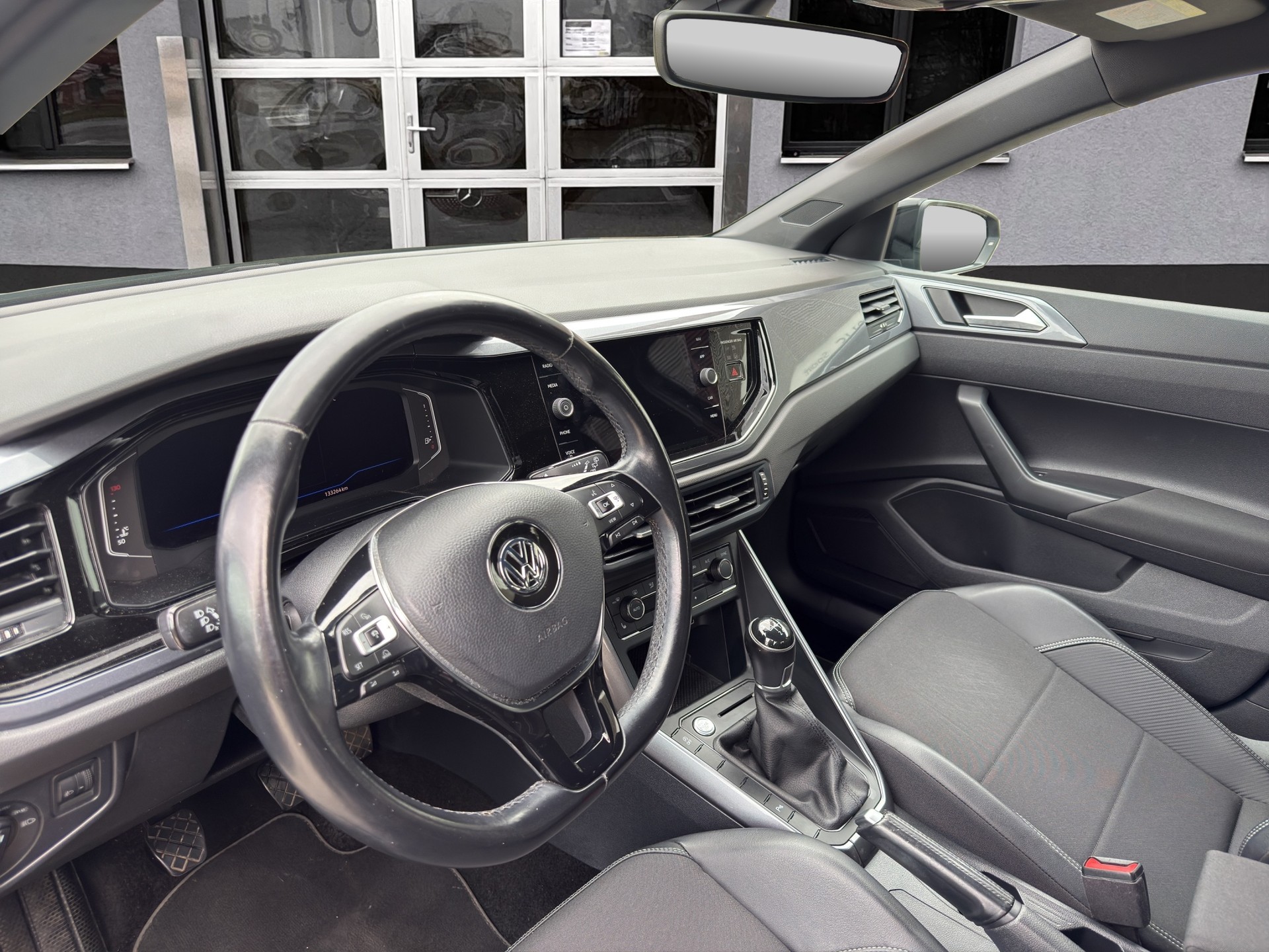 VW Polo 1.0 TSI BMT Comfortline-image-10