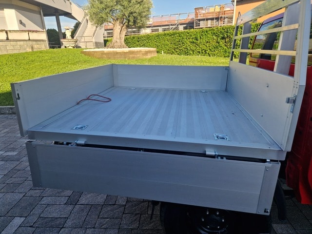 TOYOTA Hilux 2.4D-4D Double Cab 4x4 - Ponte Fisso in Alluminio "NUOVO" - Aumento del Carico KG.1200 - Gancio Traino KG. 3500-image-6