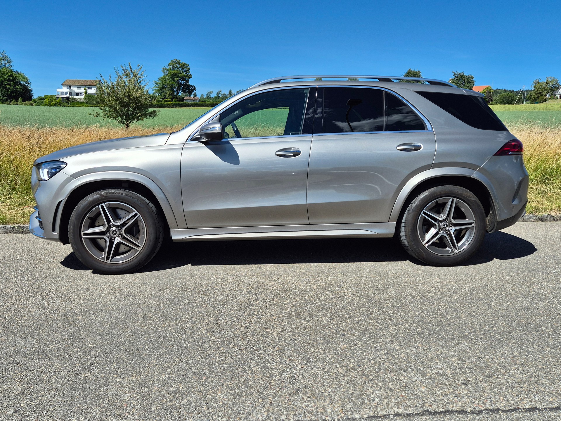 MERCEDES-BENZ GLE 450 AMG Line 4matic-image-1