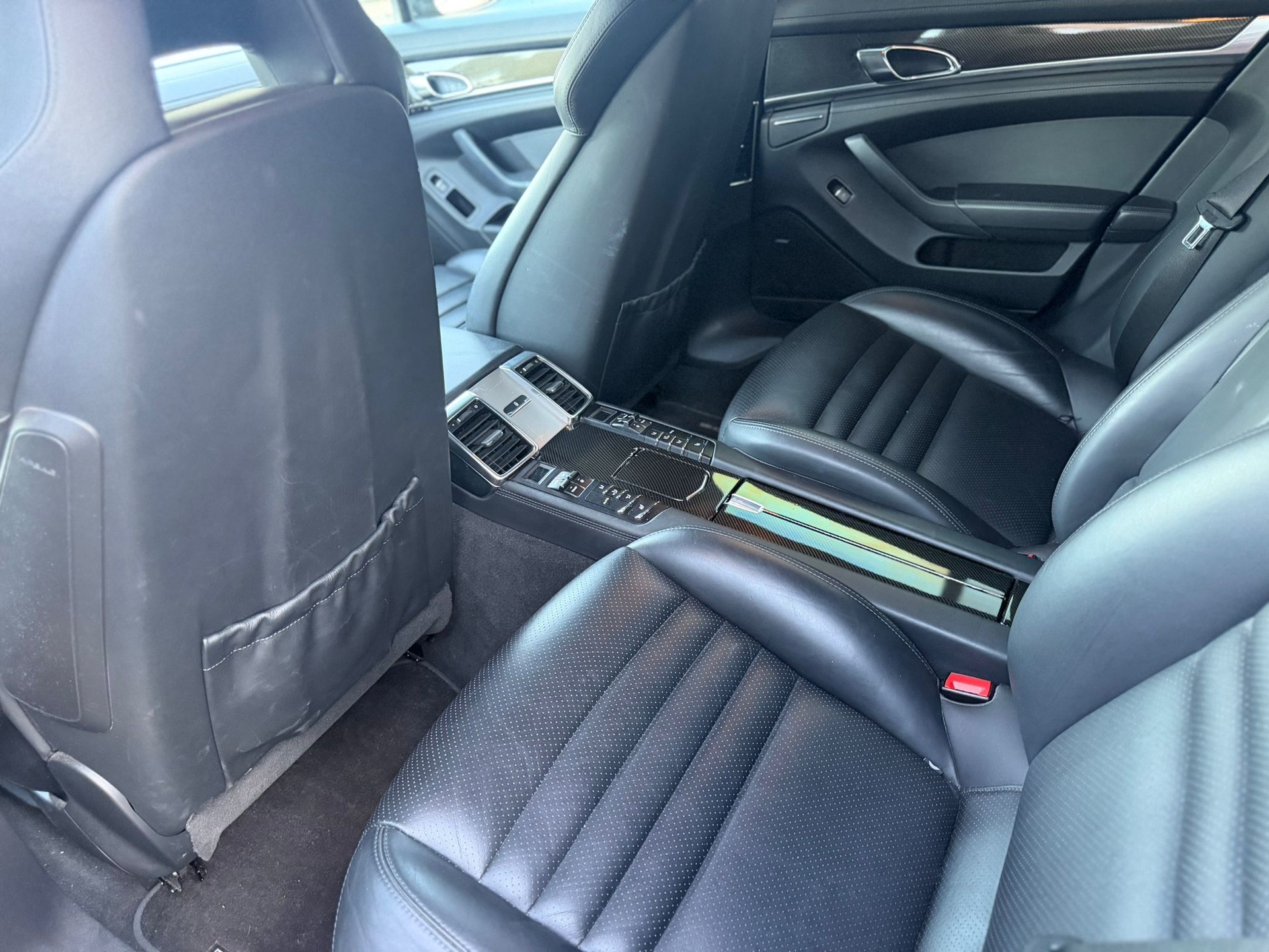 PORSCHE Panamera 3.0 Diesel Tiptronic-image-10