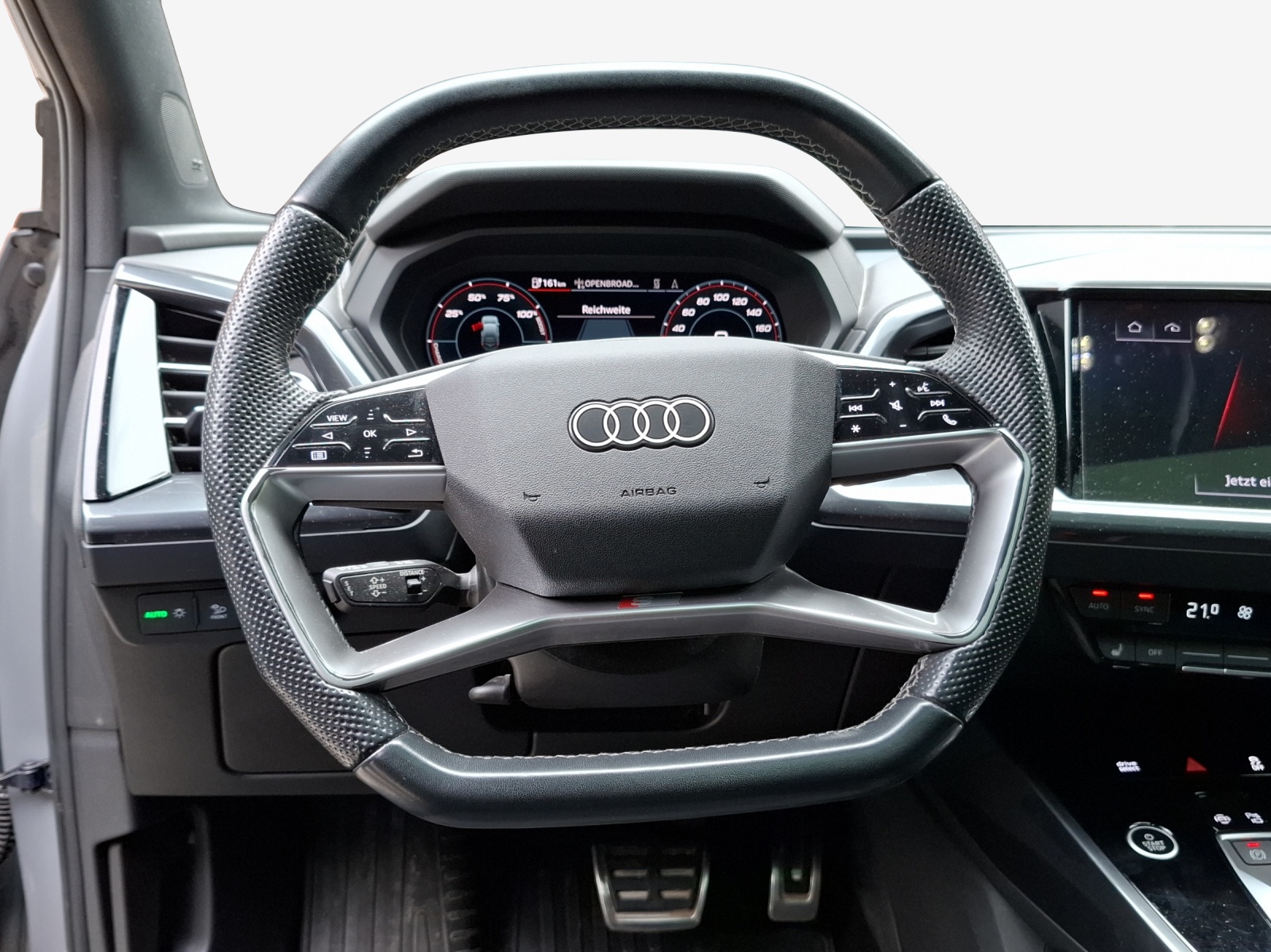 AUDI Q4 Sportback e-tron 50 quattro-image-10