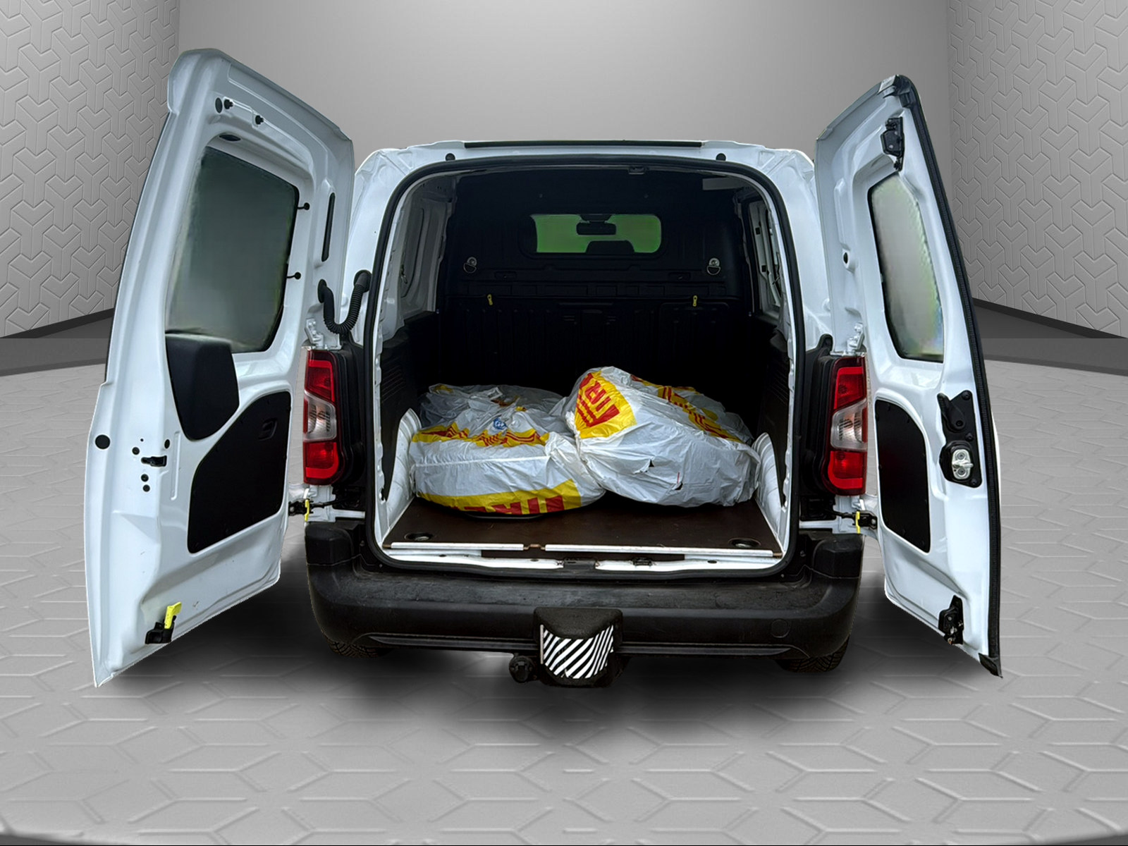 PEUGEOT e-Partner 50kWh Pro-image-13