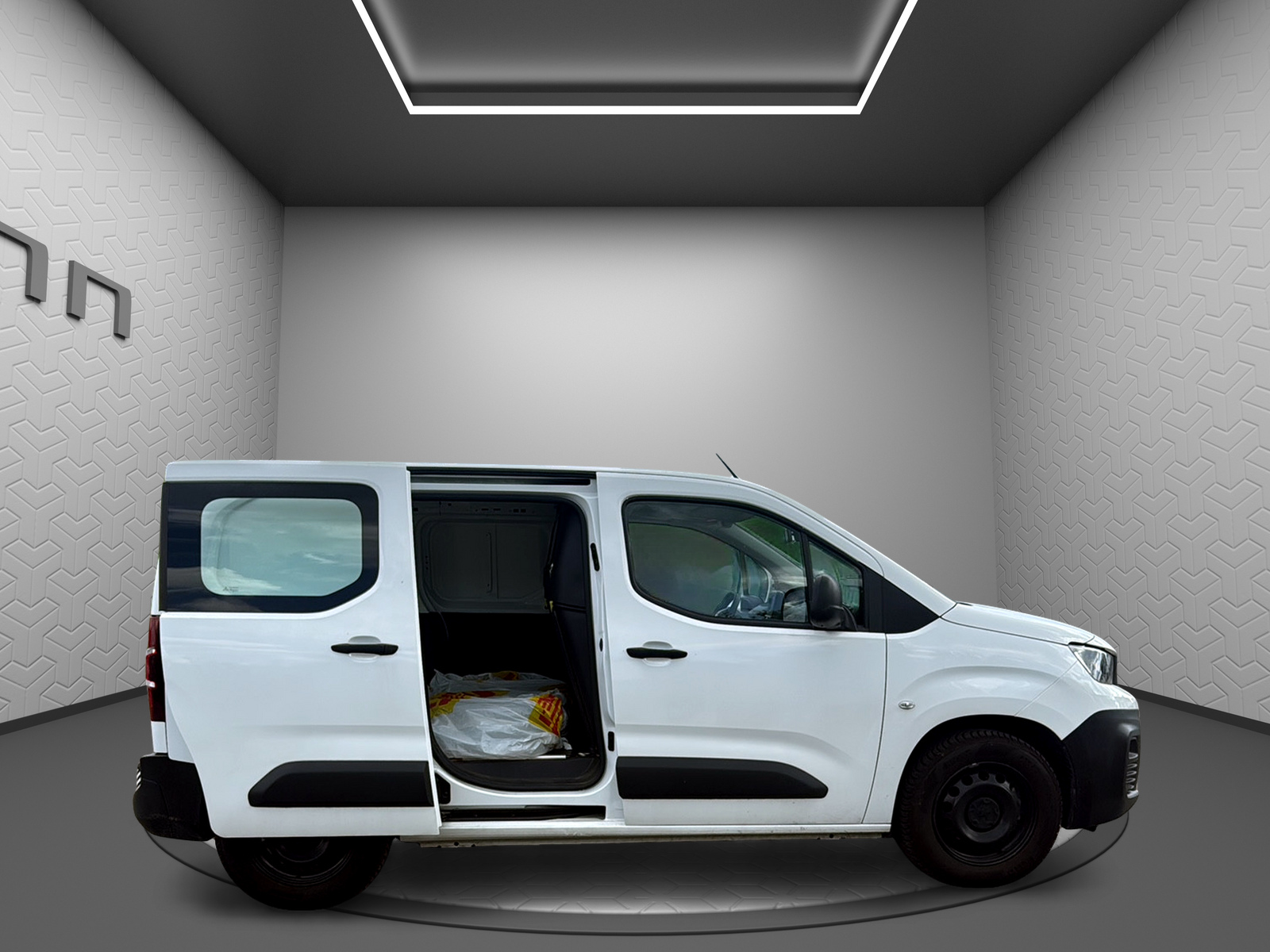 PEUGEOT e-Partner 50kWh Pro-image-9