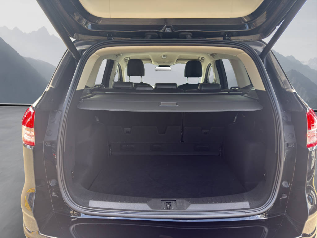 FORD Kuga 2.0 TDCi 180 Titanium S FPS-image-4
