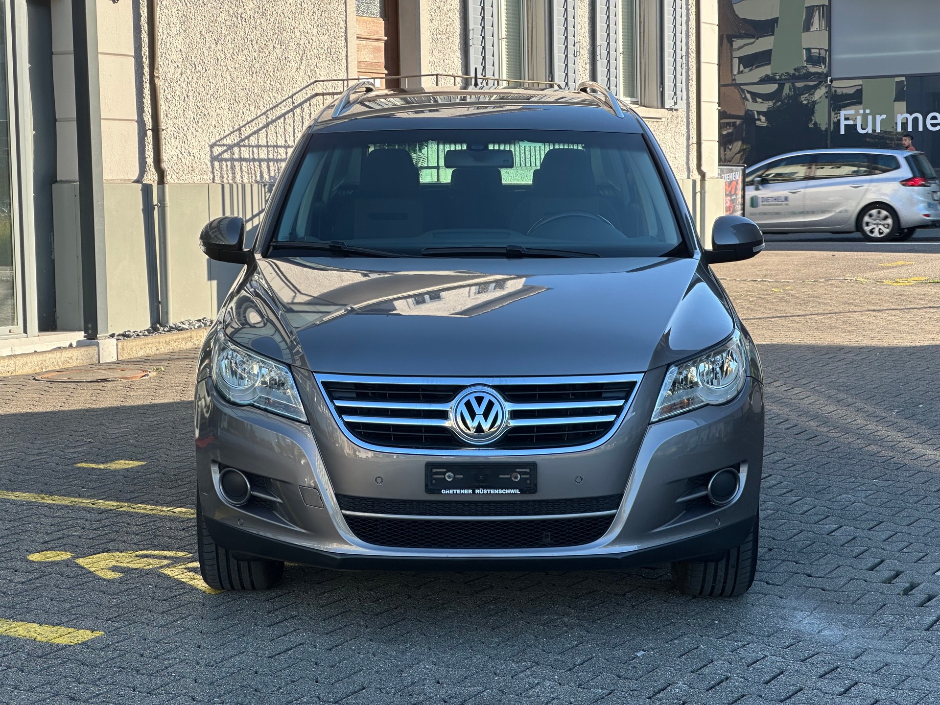 VW Tiguan 2.0 TDI Sport&Style Tiptronic-image-0