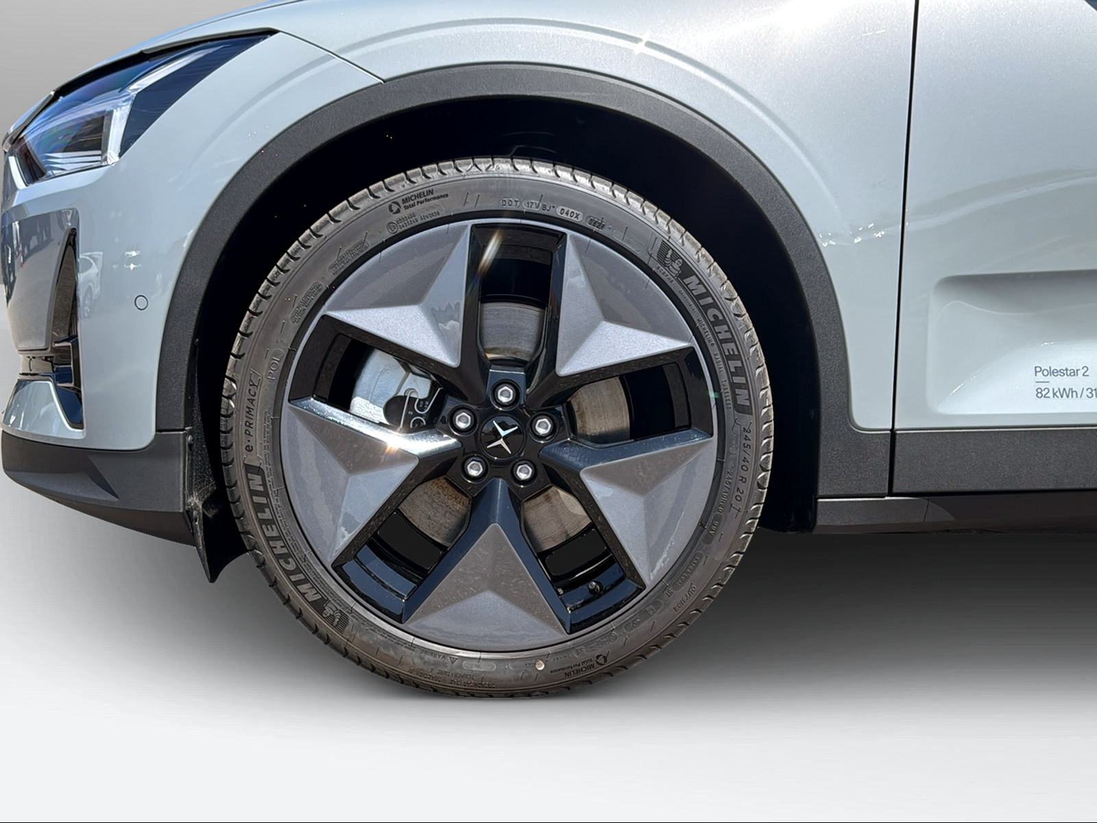 POLESTAR 2 Long Range Dual Motor-image-8