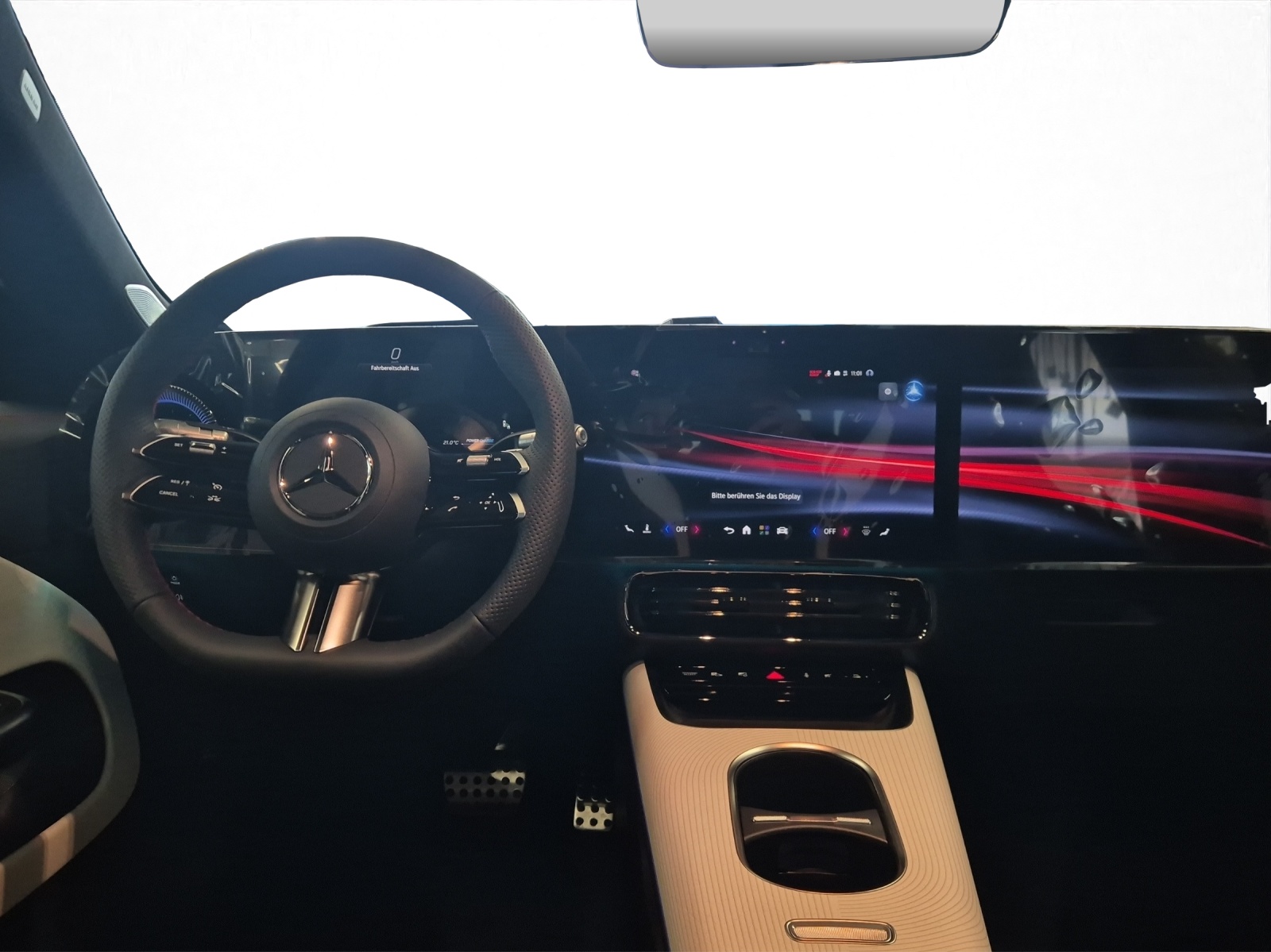 MERCEDES-BENZ CLA 220 4Matic AMG Line Shooting Brake-image-13