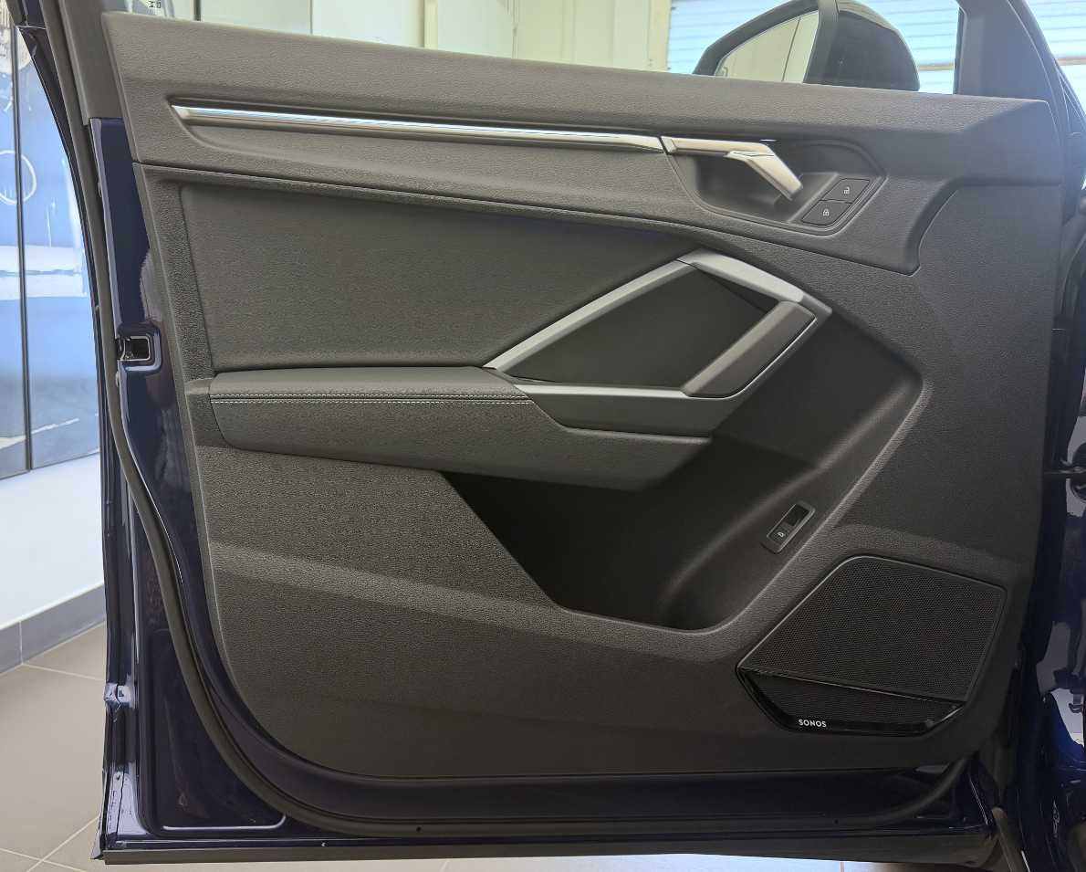 AUDI Q3 45 TFSI S line quattro S-tronic-showroom-element-3