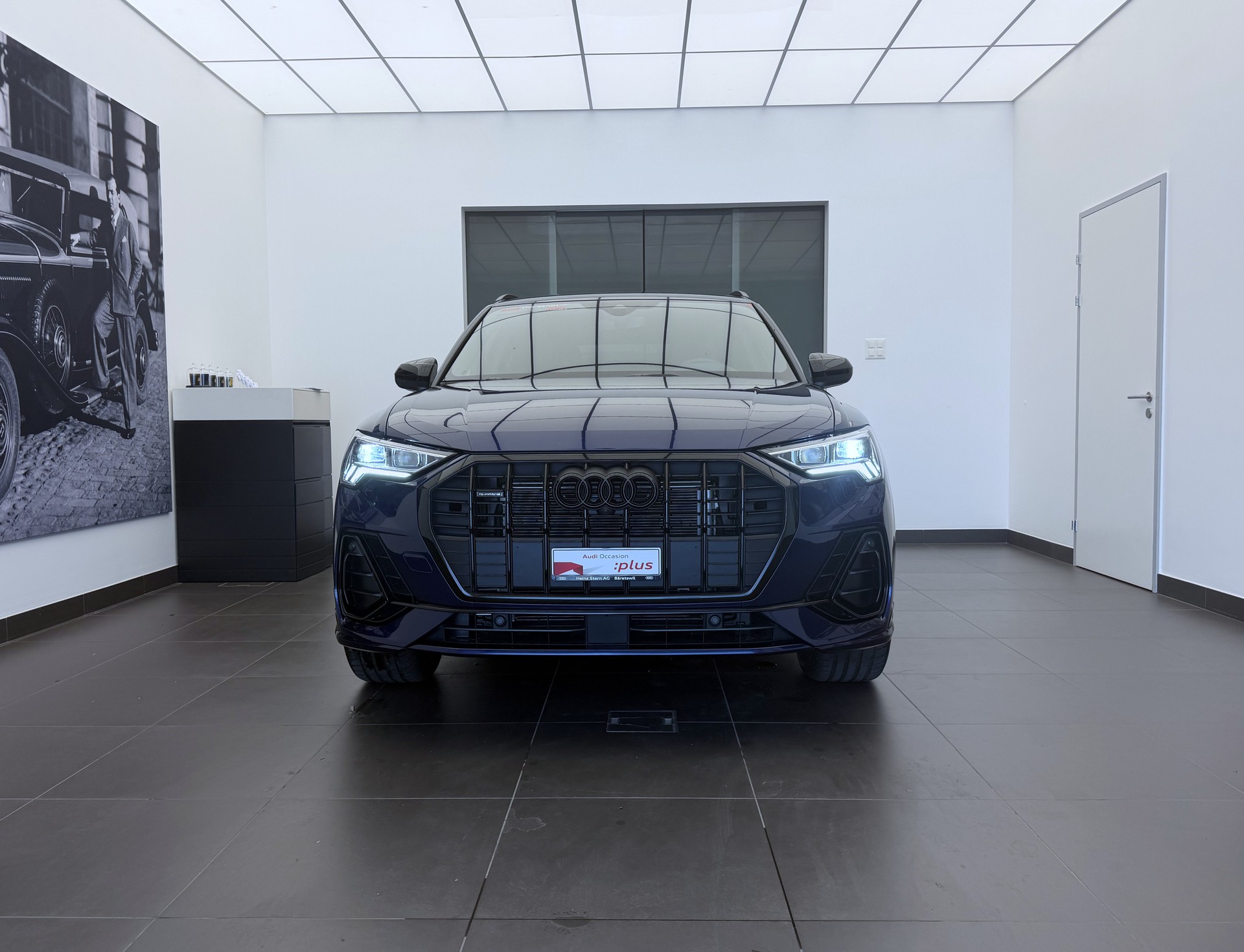 AUDI Q3 45 TFSI S line quattro S-tronic-showroom-element-1