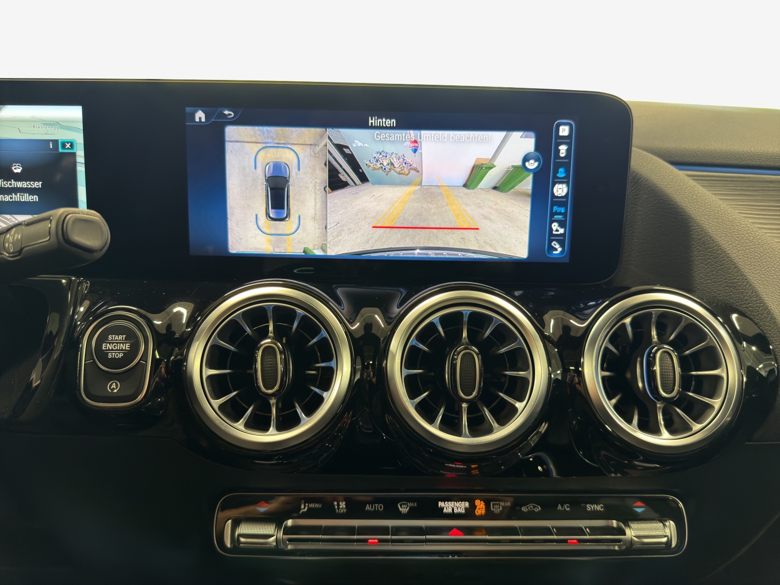 MERCEDES-BENZ GLA 250 4Matic 8G-DCT-image-14