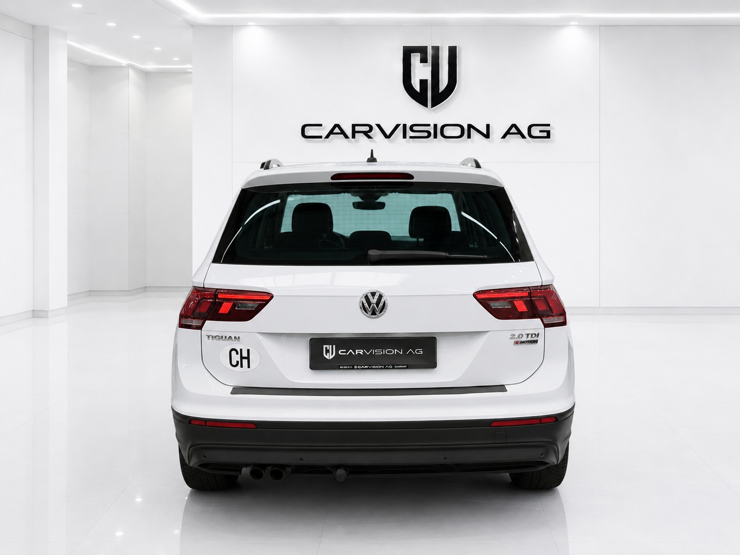 VW Tiguan 2.0 TDI SCR Comfortline 4Motion-image-5