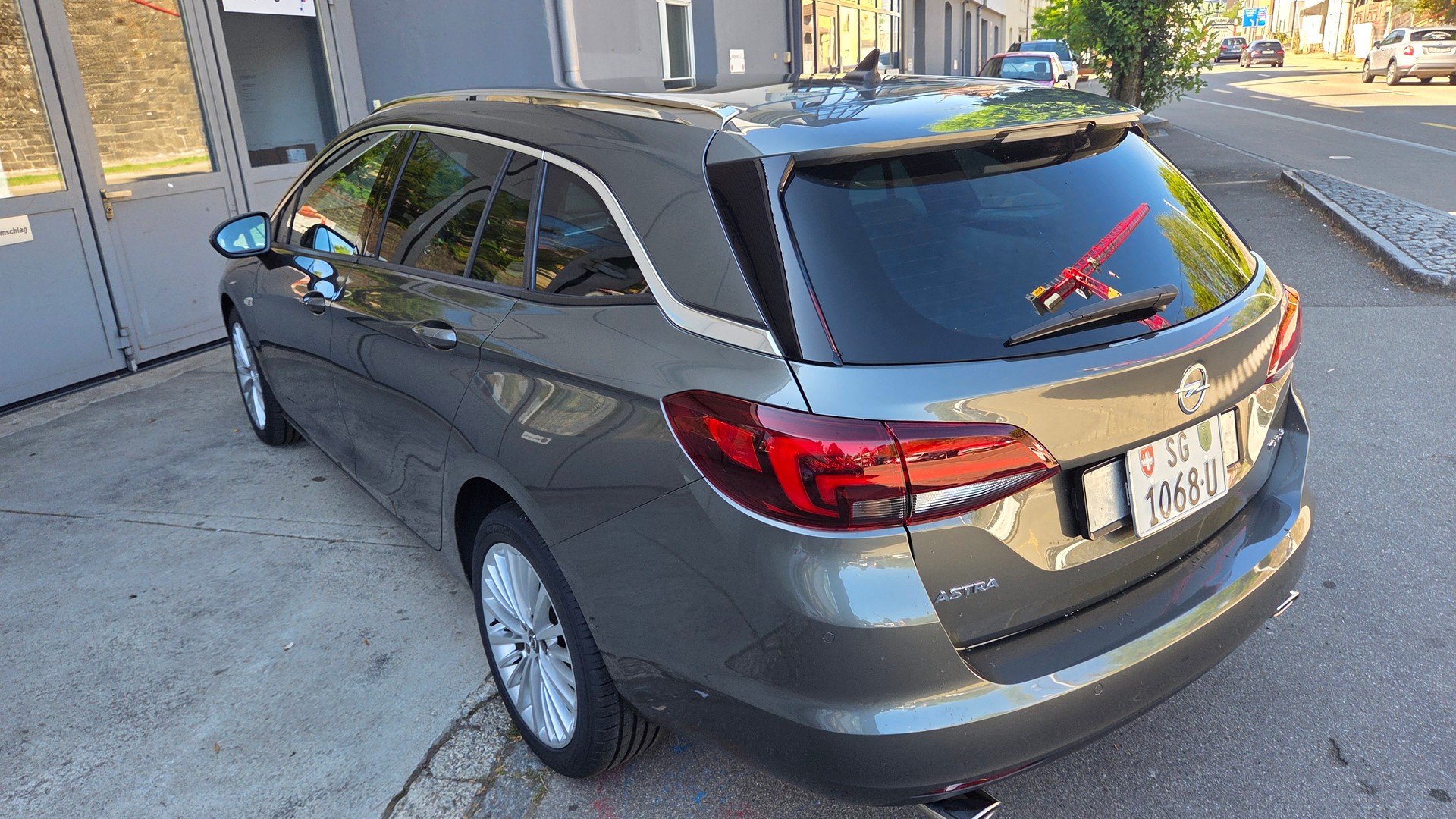 OPEL Astra Sports Tourer 1.6i Turbo Excellence-image-4