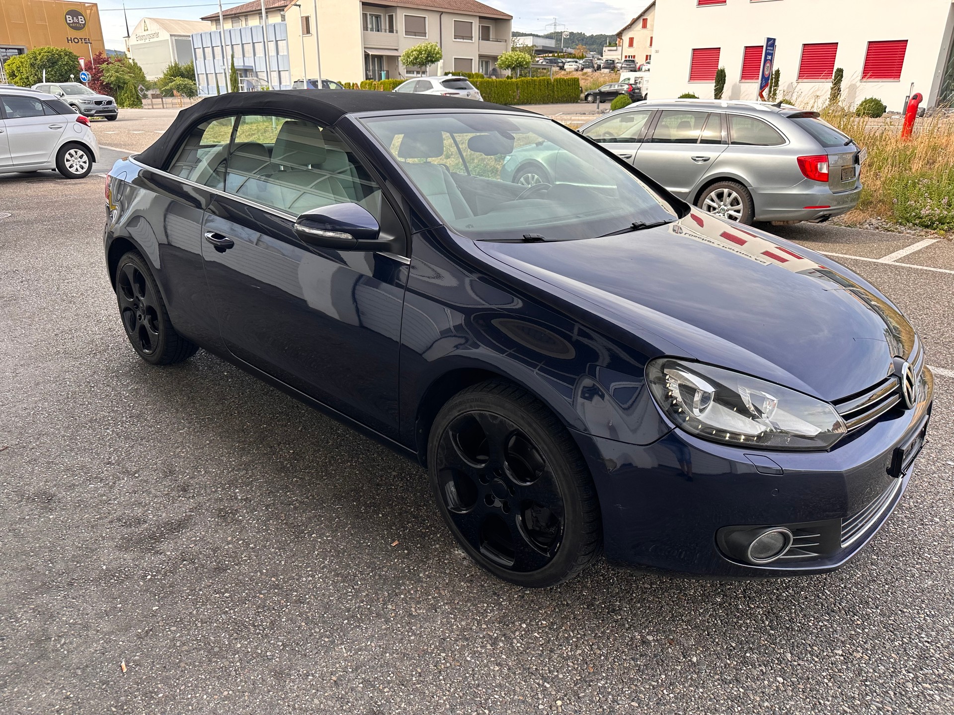 VW Golf Cabrio 1.4 TSI DSG-image-13