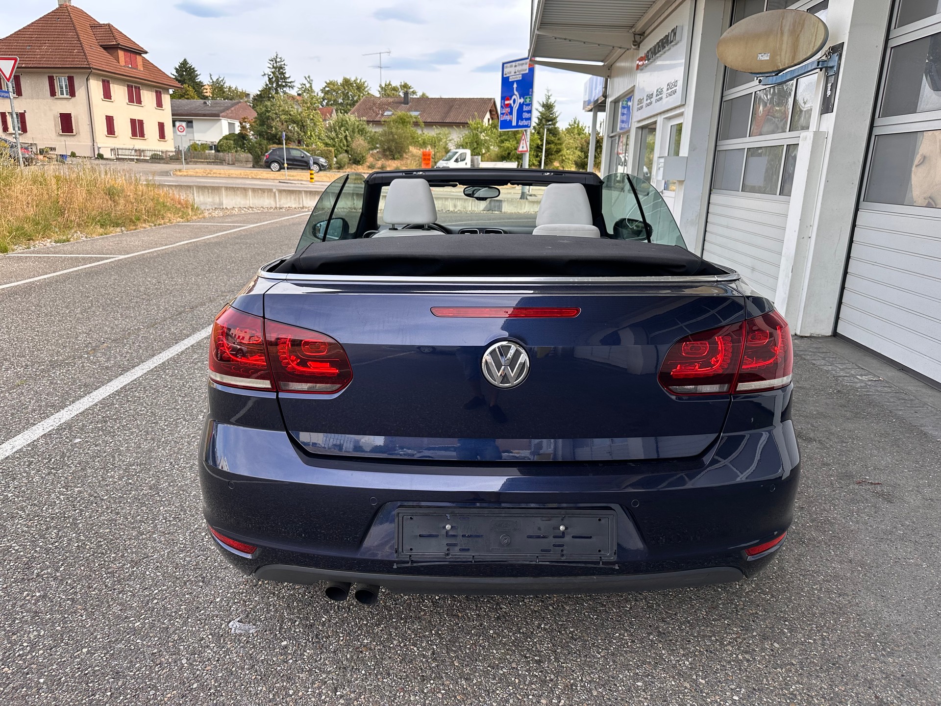 VW Golf Cabrio 1.4 TSI DSG-image-4