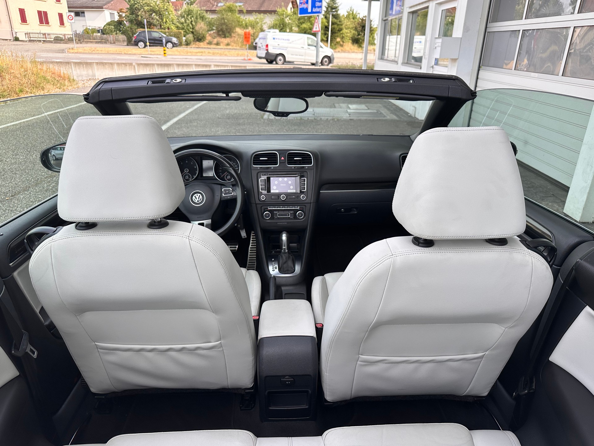 VW Golf Cabrio 1.4 TSI DSG-image-7