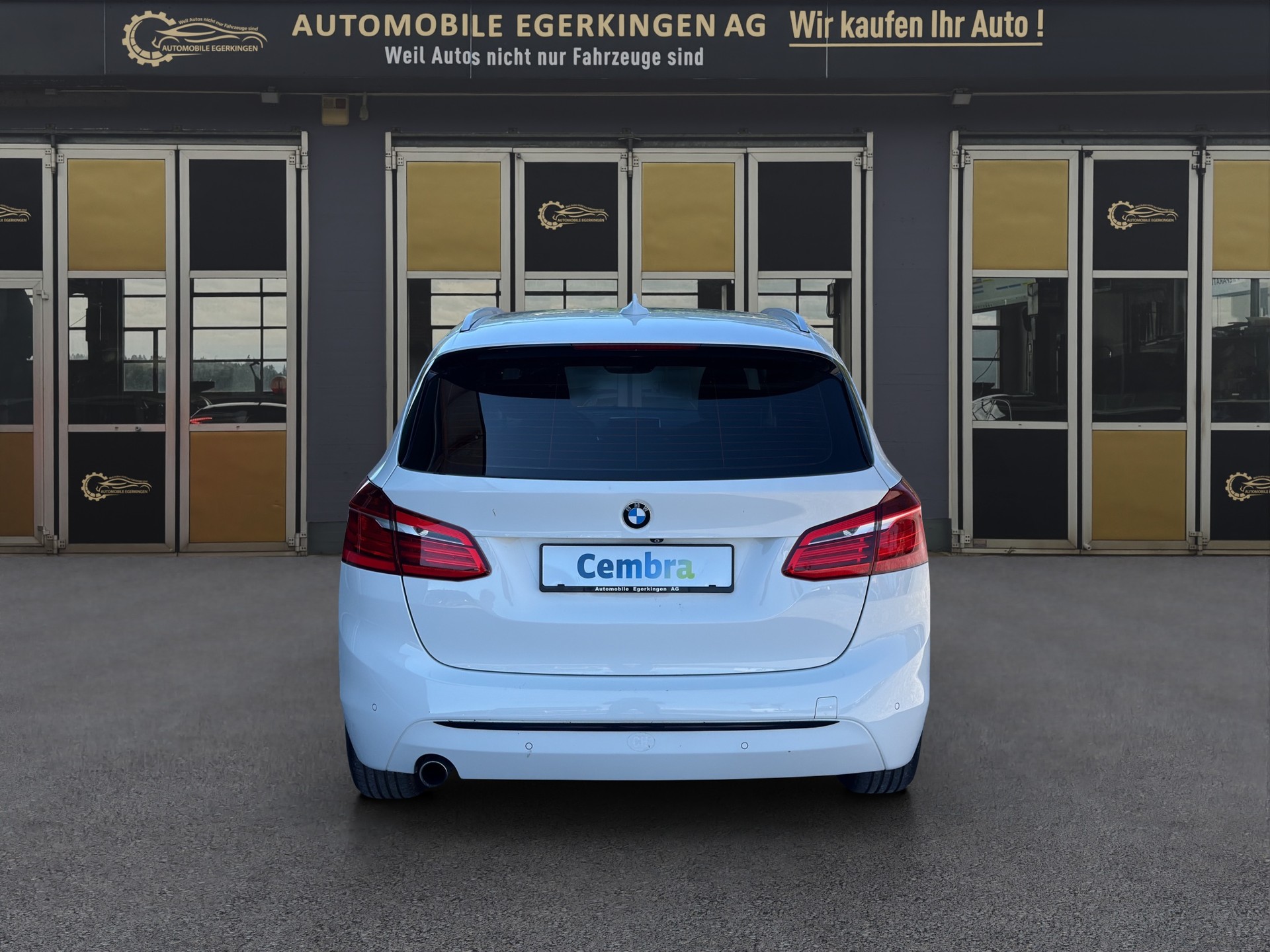 BMW 218d Active Tourer Sport Line Steptronic-image-5