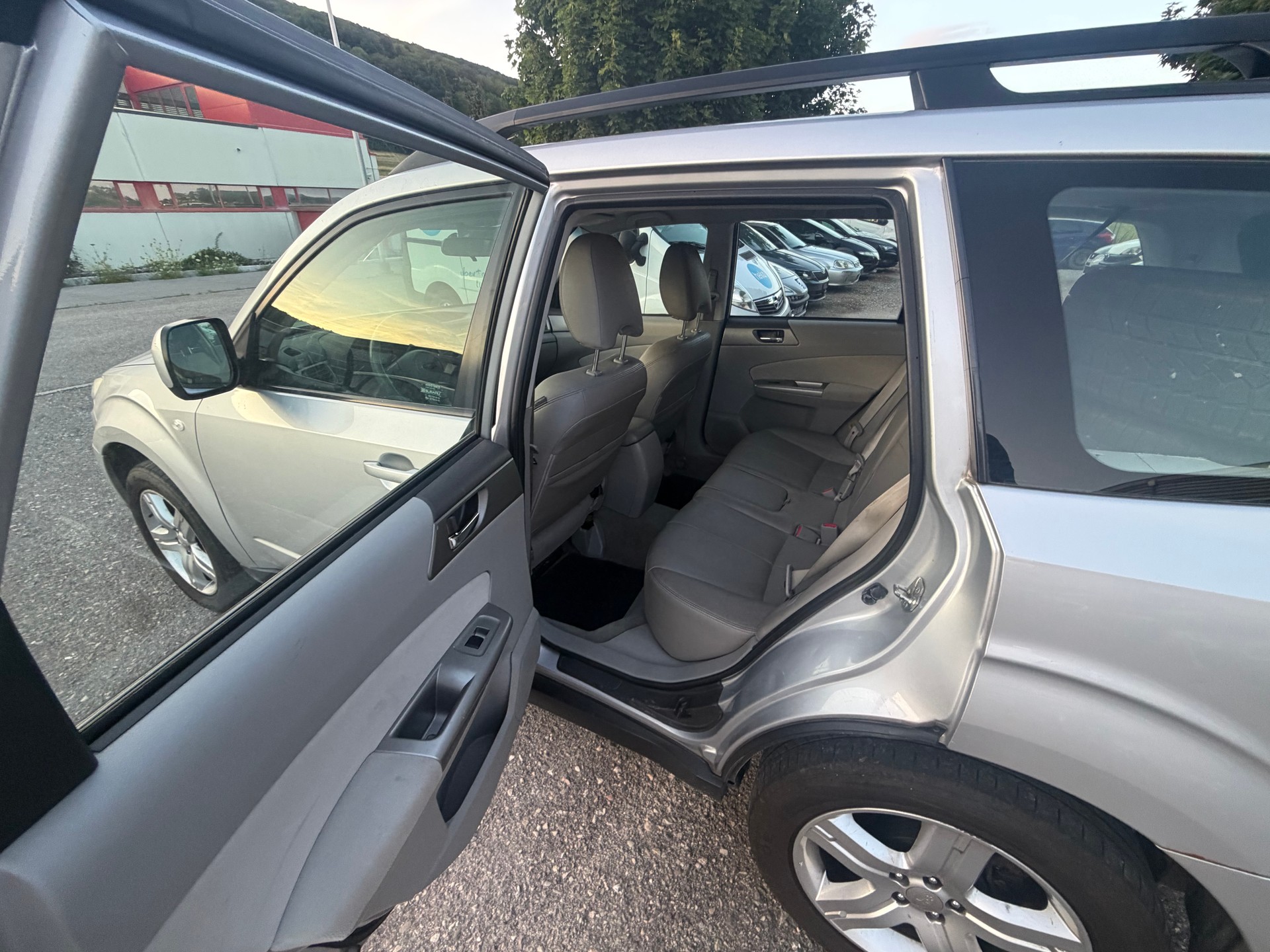 SUBARU Forester 2.0XS Comfort Automatic-image-11
