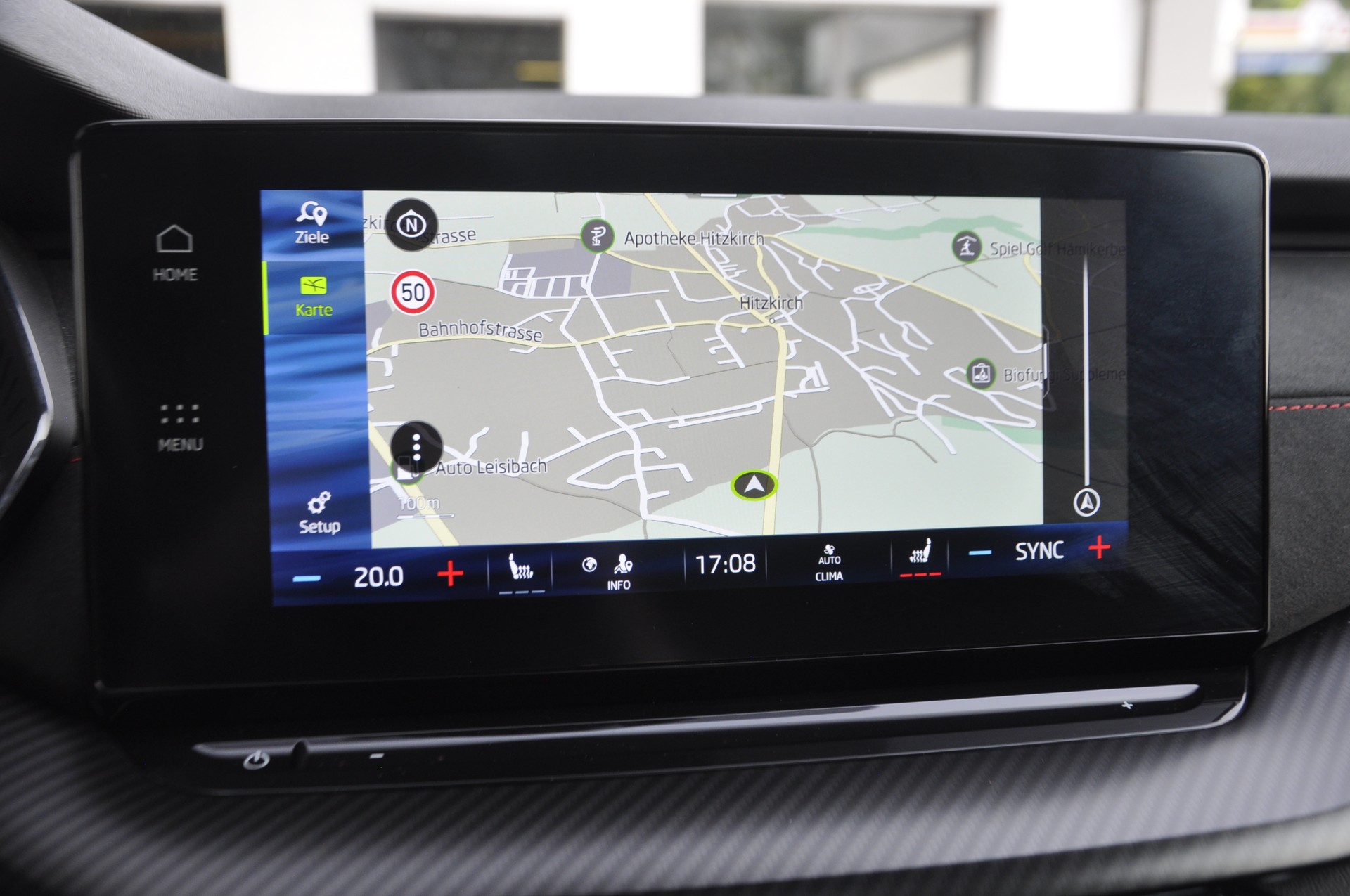 SKODA Octavia Combi 2.0 TDI DSG RS 4x4 I Anhängerkupplung-image-12