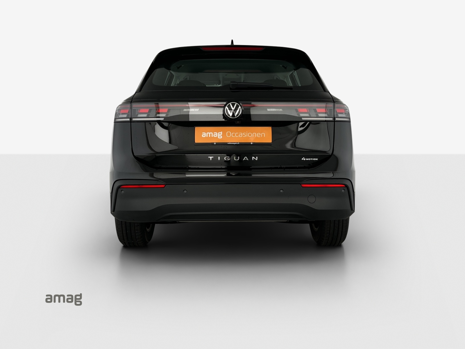 VW Tiguan 2.0 TSI DSG Life 4Motion-image-3