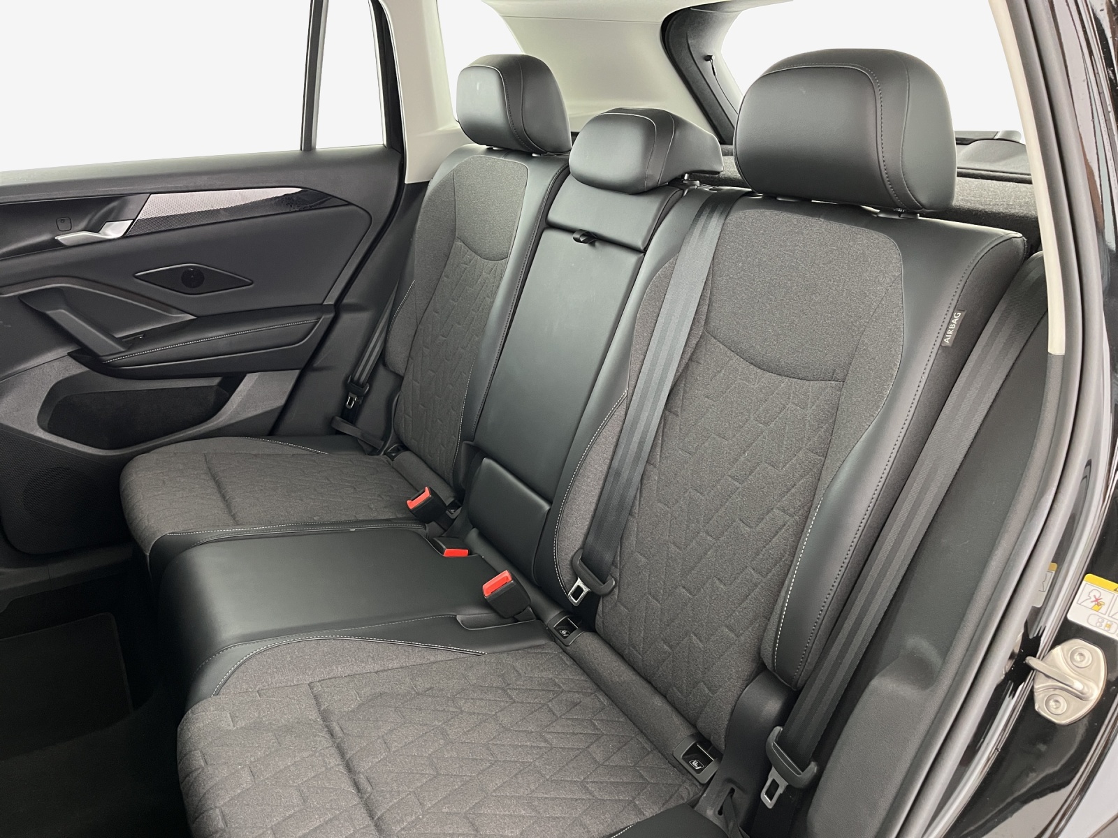 VW Tiguan 2.0 TSI DSG Life 4Motion-image-11