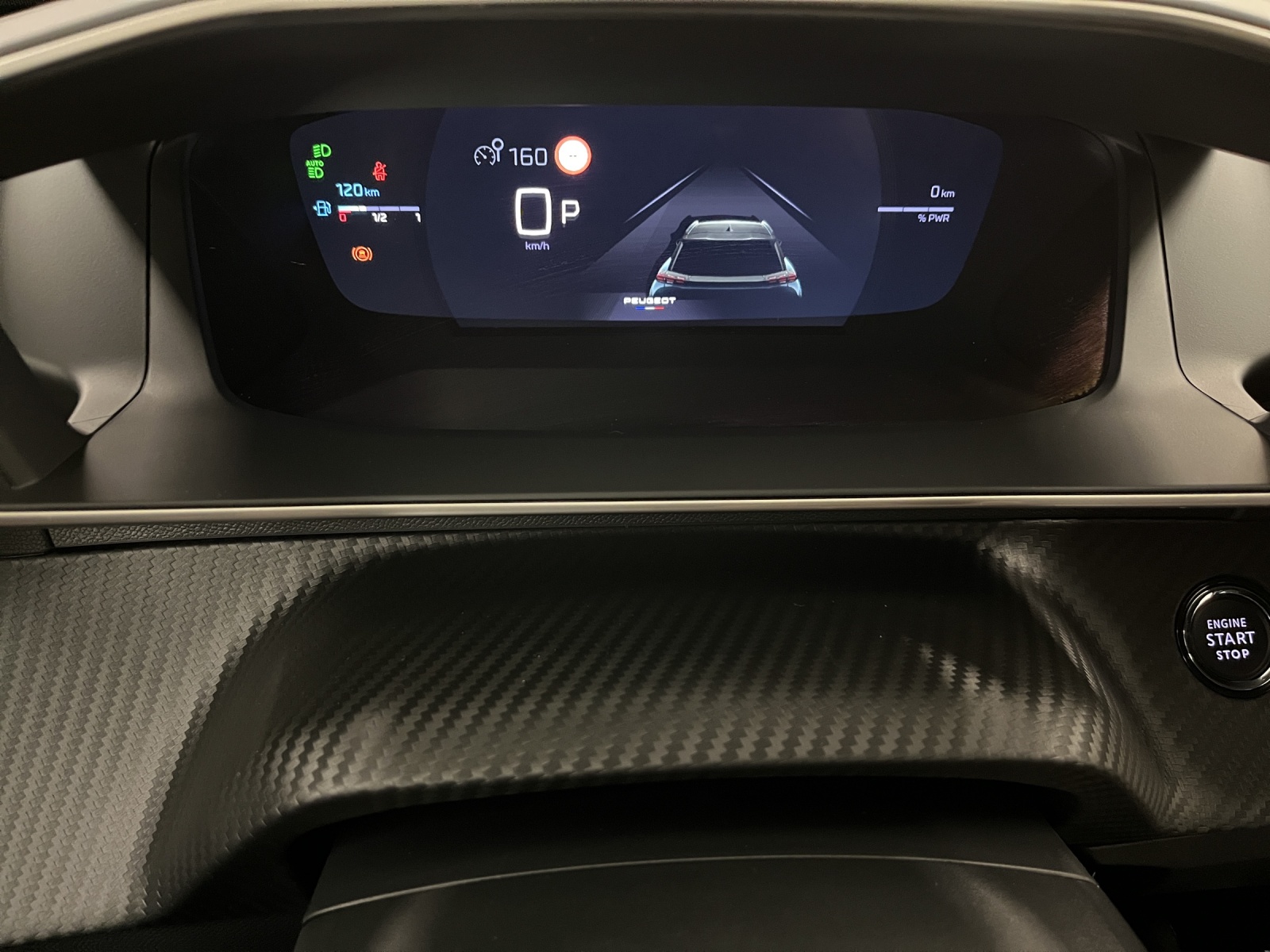 PEUGEOT 2008 1.2 Hybrid 145 GT-image-7
