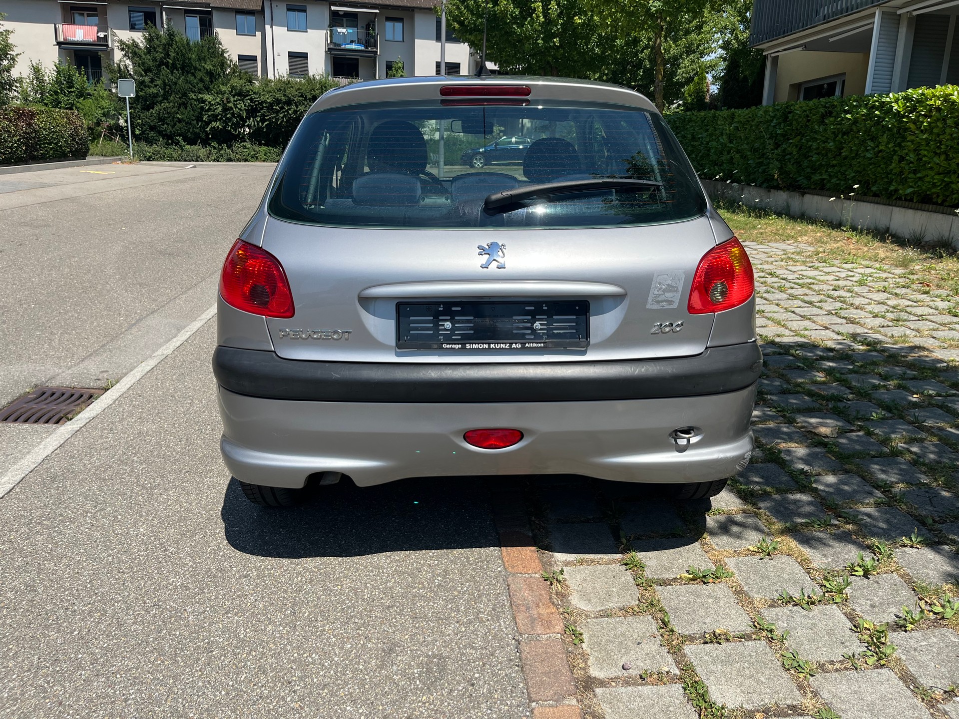 PEUGEOT 206-image-8