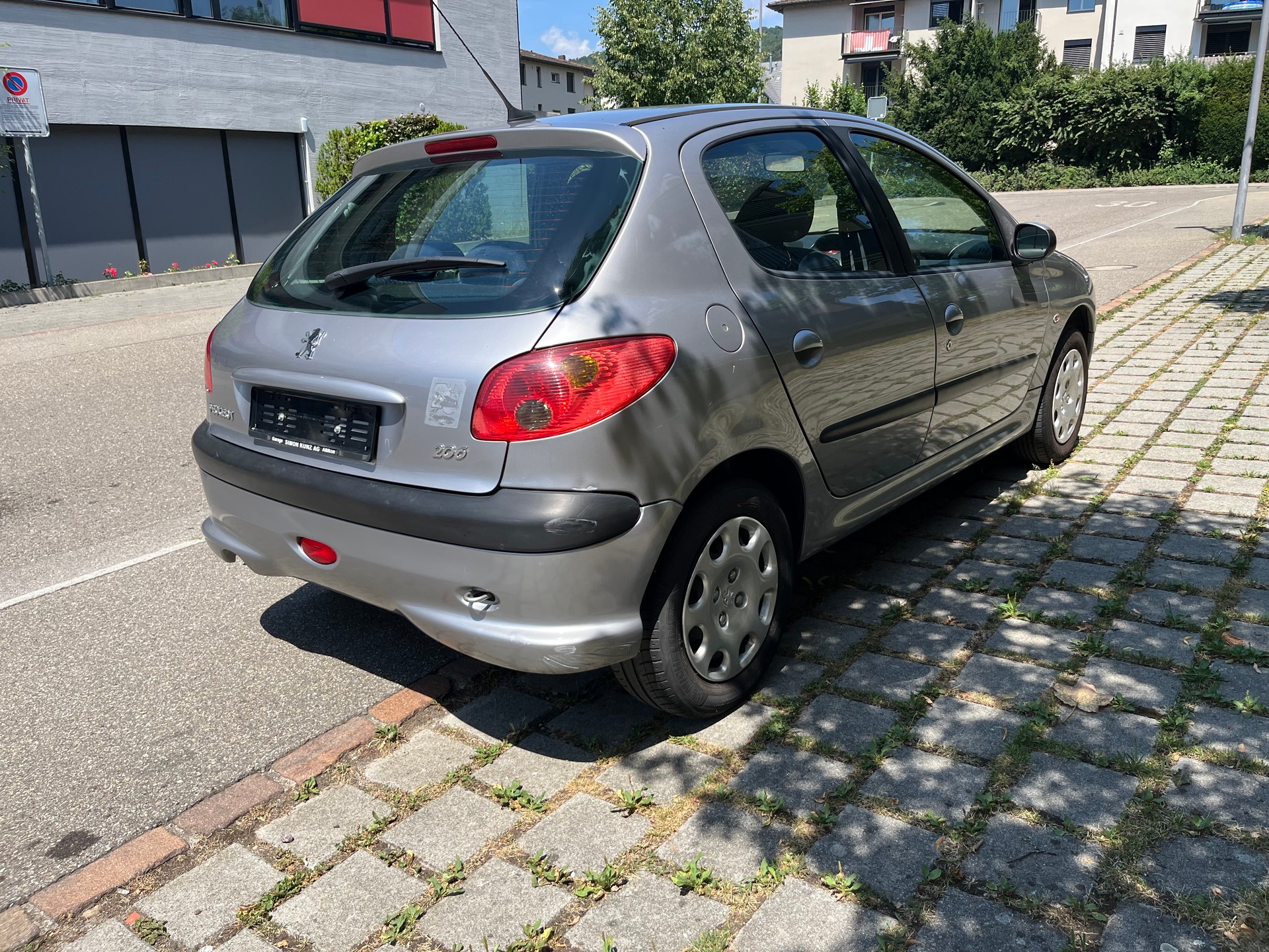 PEUGEOT 206-image-3